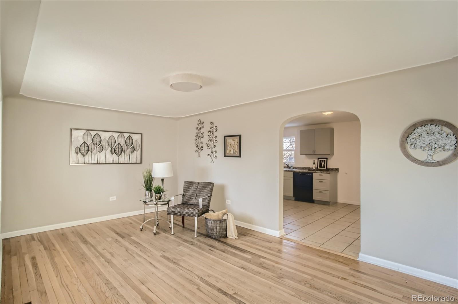 MLS Image #7 for 2811 w bayaud avenue,denver, Colorado