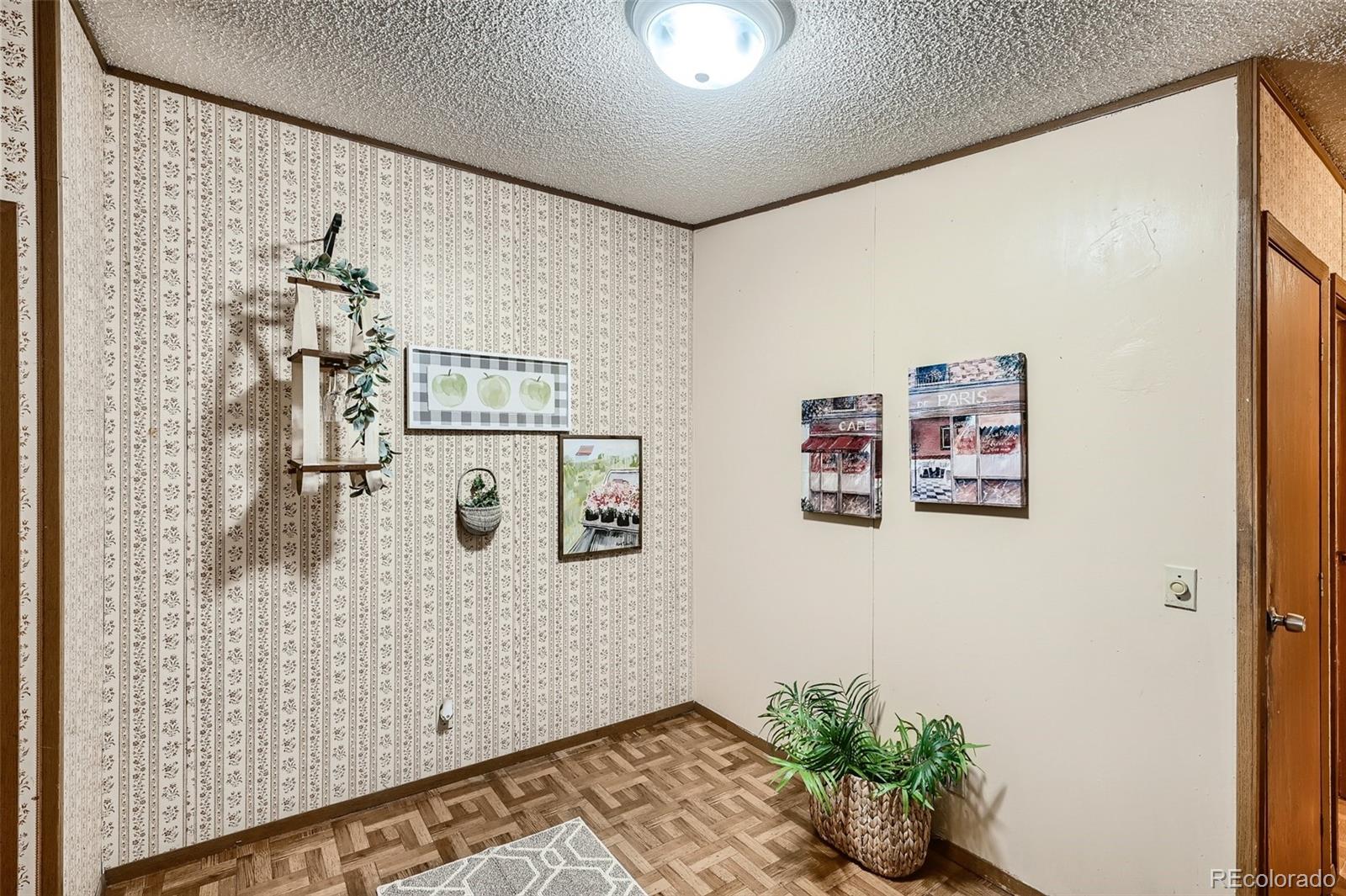 MLS Image #14 for 2353 w 90th avenue,denver, Colorado