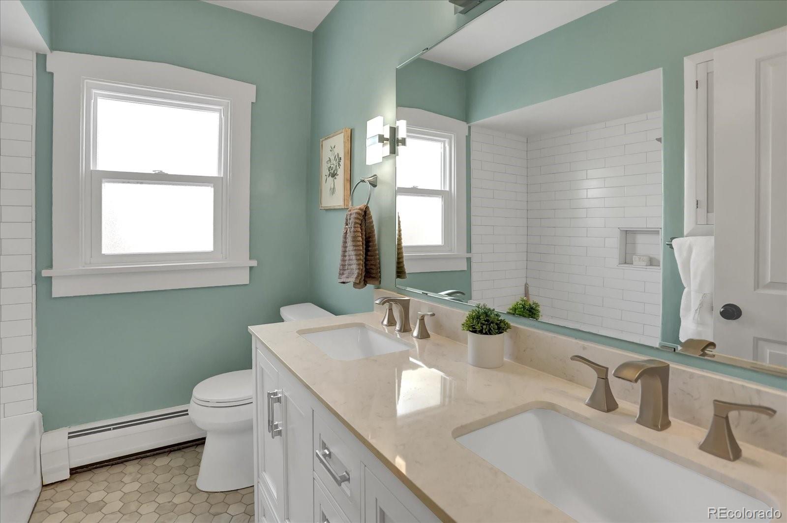 MLS Image #15 for 586 s emerson street,denver, Colorado