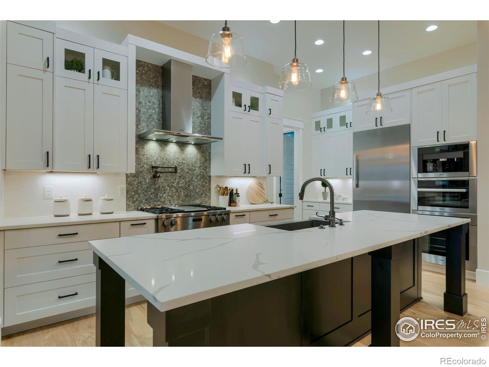 MLS Image #12 for 2702  bluewater road,berthoud, Colorado