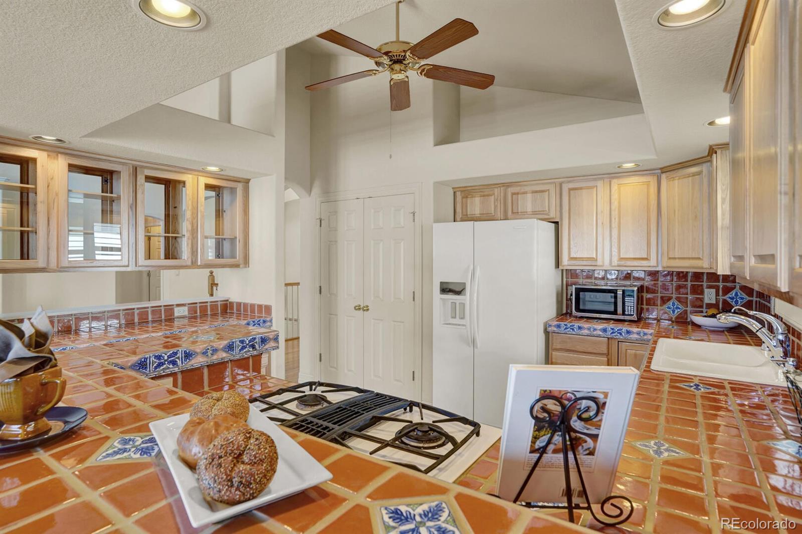 MLS Image #7 for 2497  marston heights,colorado springs, Colorado