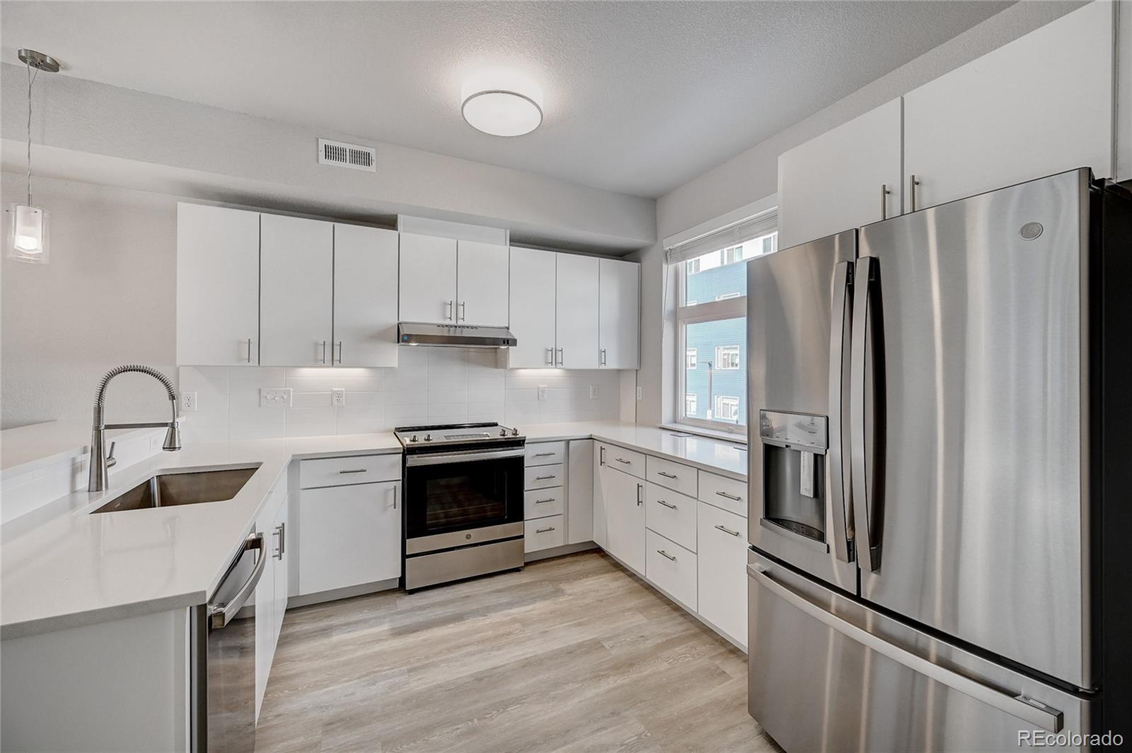 MLS Image #10 for 2889 w 10th avenue,denver, Colorado