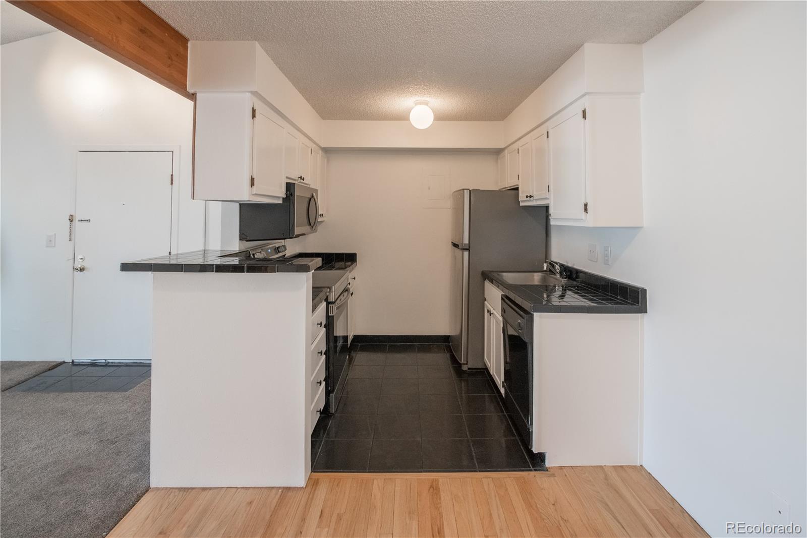 MLS Image #5 for 7150 w 20th avenue 305,lakewood, Colorado