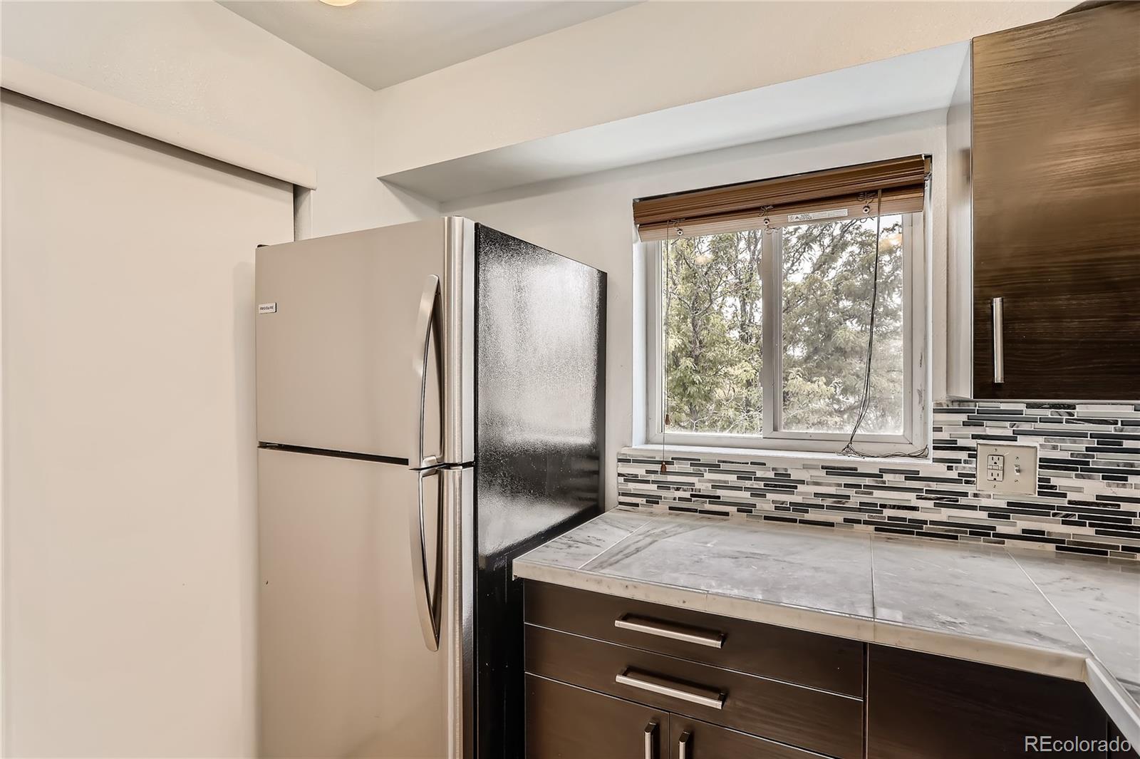 MLS Image #11 for 1226 s monaco parkway,denver, Colorado