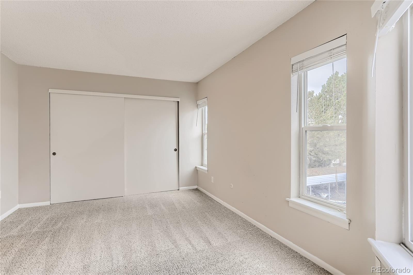 MLS Image #12 for 1226 s monaco parkway,denver, Colorado