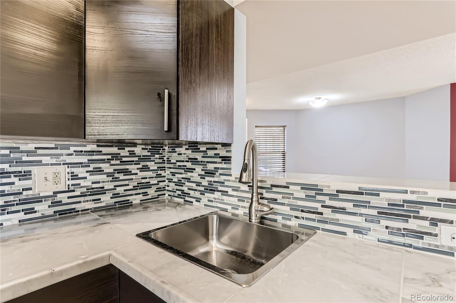 MLS Image #22 for 1226 s monaco parkway,denver, Colorado