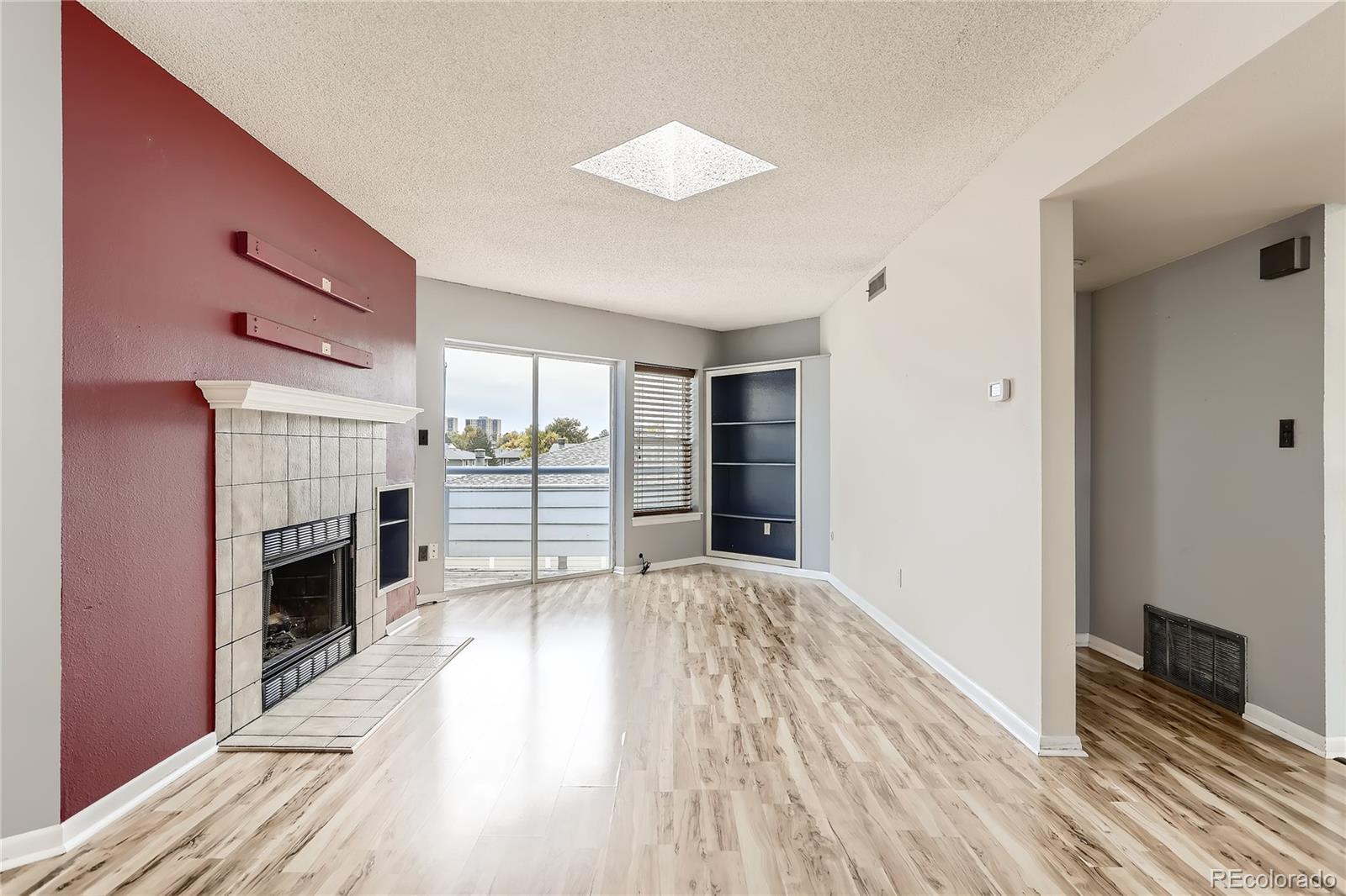 MLS Image #25 for 1226 s monaco parkway,denver, Colorado