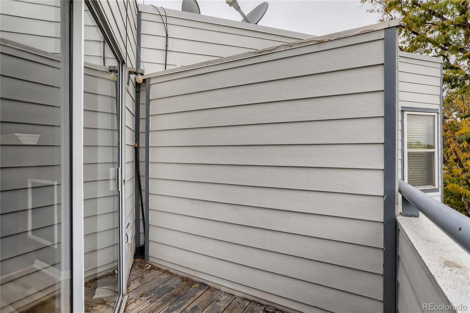 MLS Image #29 for 1226 s monaco parkway,denver, Colorado