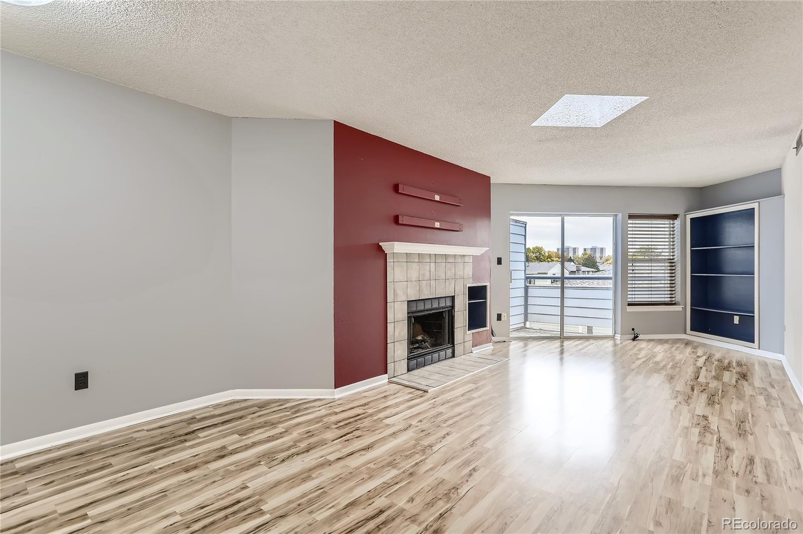 MLS Image #4 for 1226 s monaco parkway,denver, Colorado
