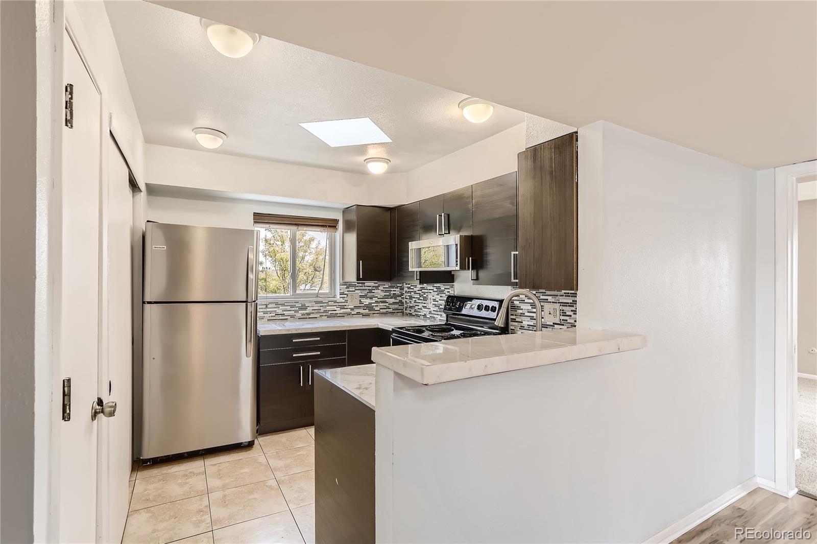 MLS Image #8 for 1226 s monaco parkway,denver, Colorado