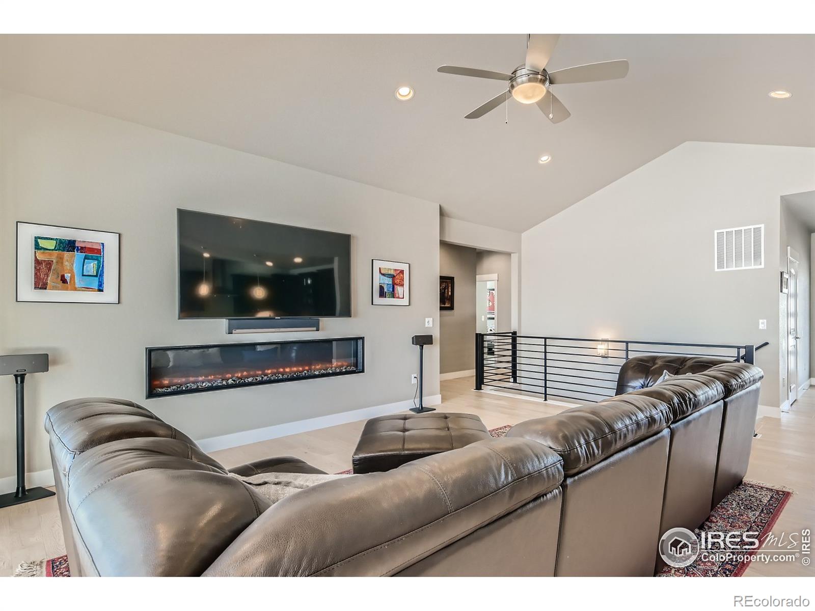 MLS Image #4 for 555  talons reach run,berthoud, Colorado