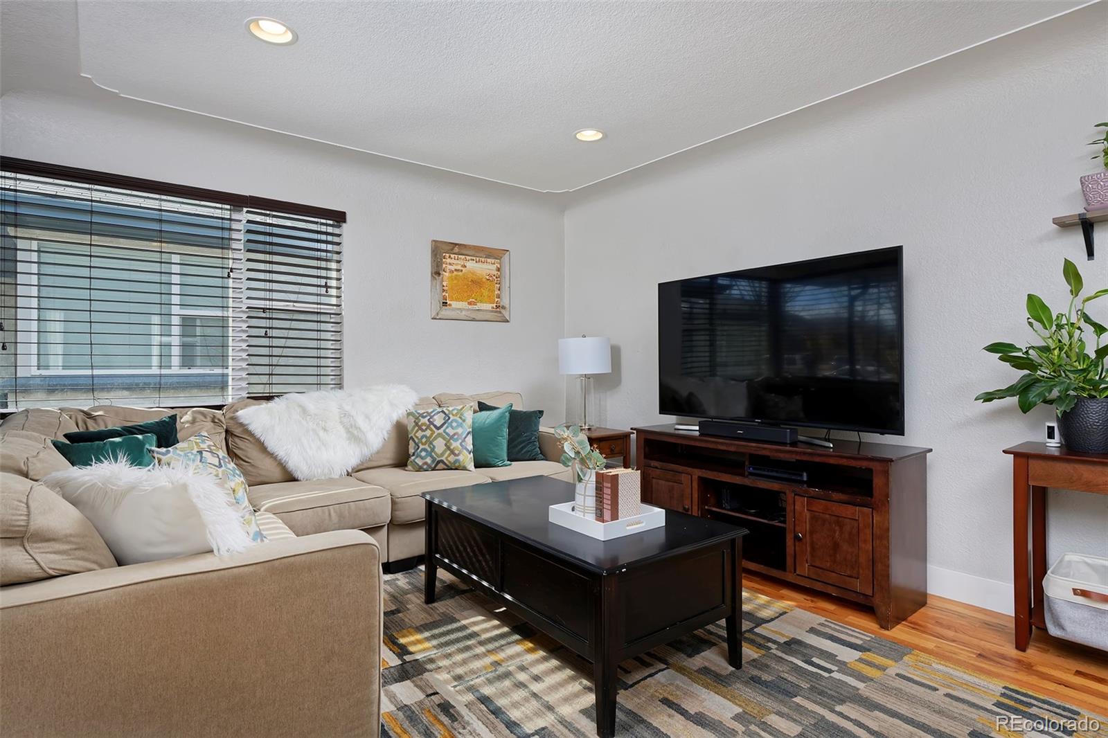 MLS Image #4 for 3225  jasmine street,denver, Colorado