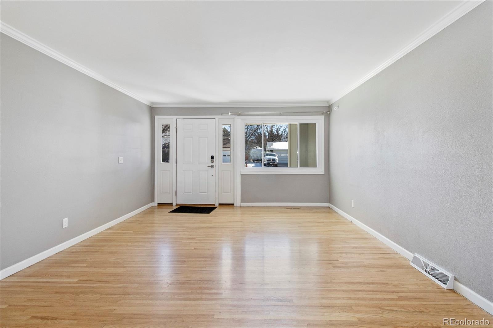 MLS Image #3 for 7369 s tamarac court,centennial, Colorado