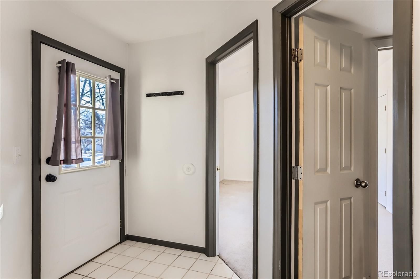 MLS Image #2 for 933  reynolds farm lane,longmont, Colorado