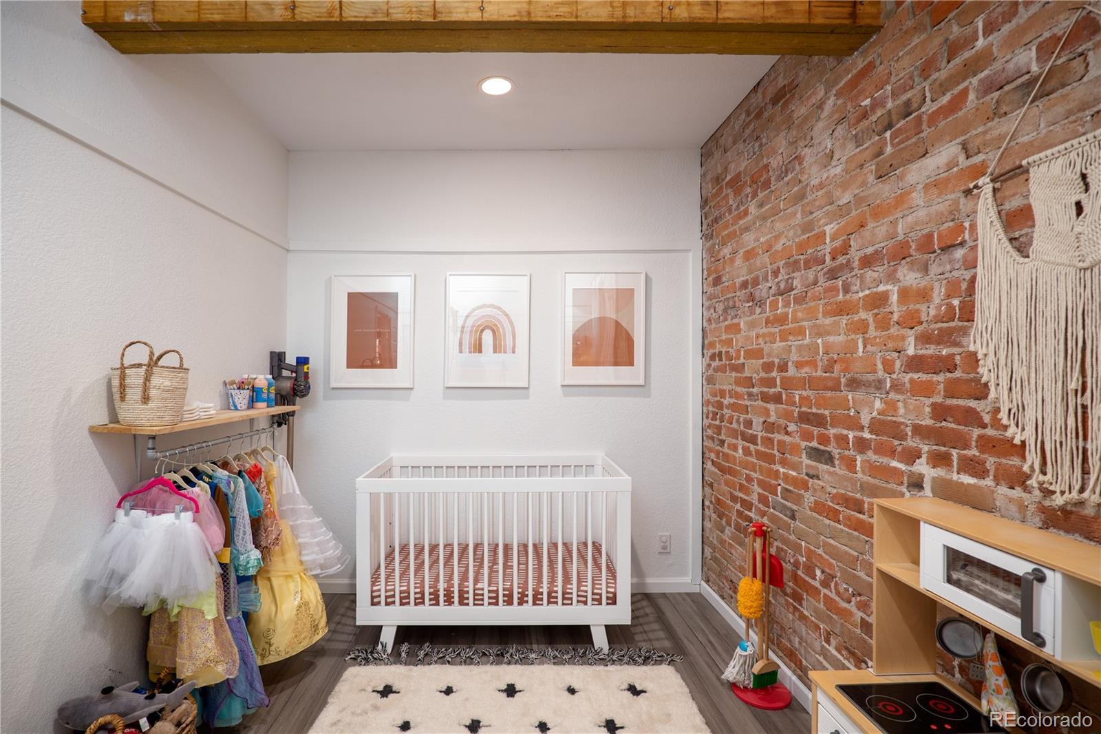 MLS Image #17 for 1513 e 36th avenue,denver, Colorado