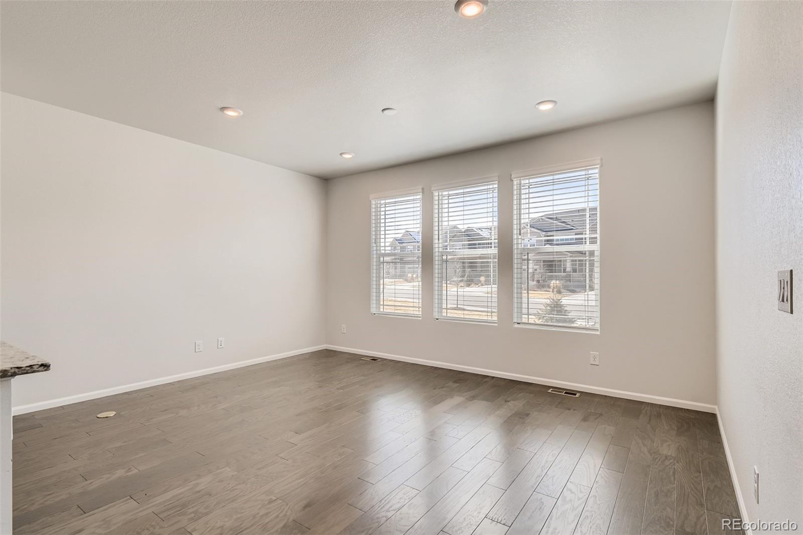 MLS Image #4 for 8244 s trails edge way,centennial, Colorado