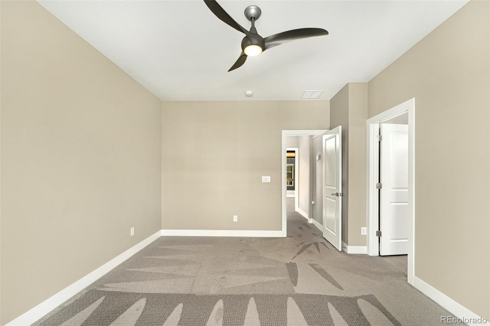 MLS Image #12 for 15681 e broncos place,englewood, Colorado