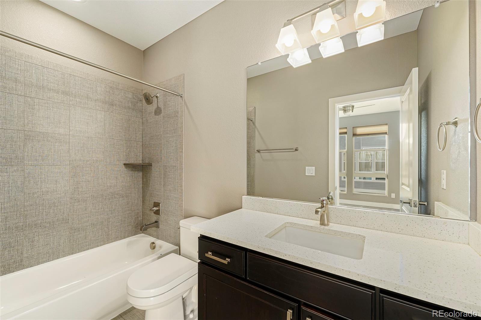MLS Image #15 for 15681 e broncos place,englewood, Colorado
