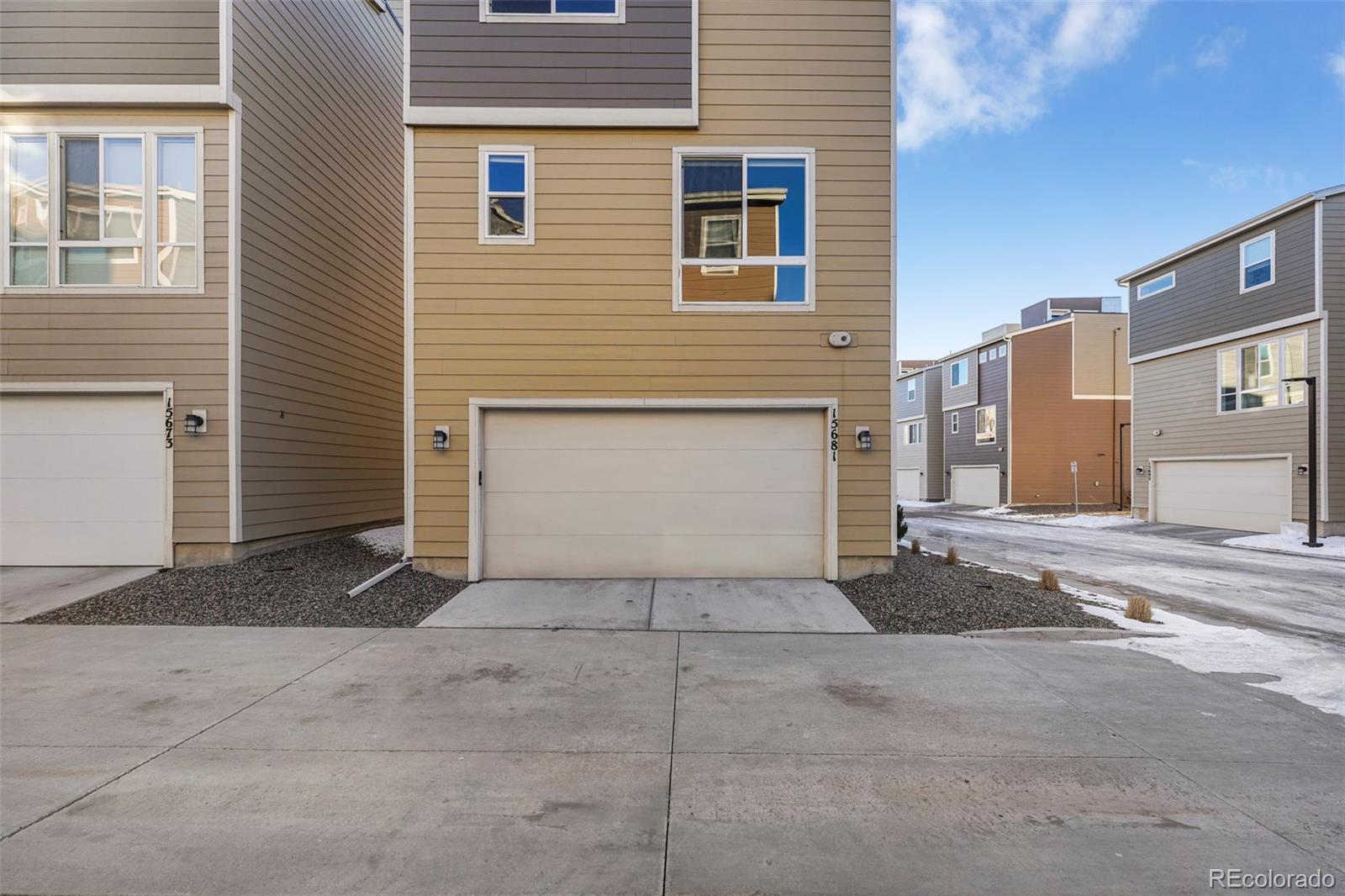 MLS Image #18 for 15681 e broncos place,englewood, Colorado