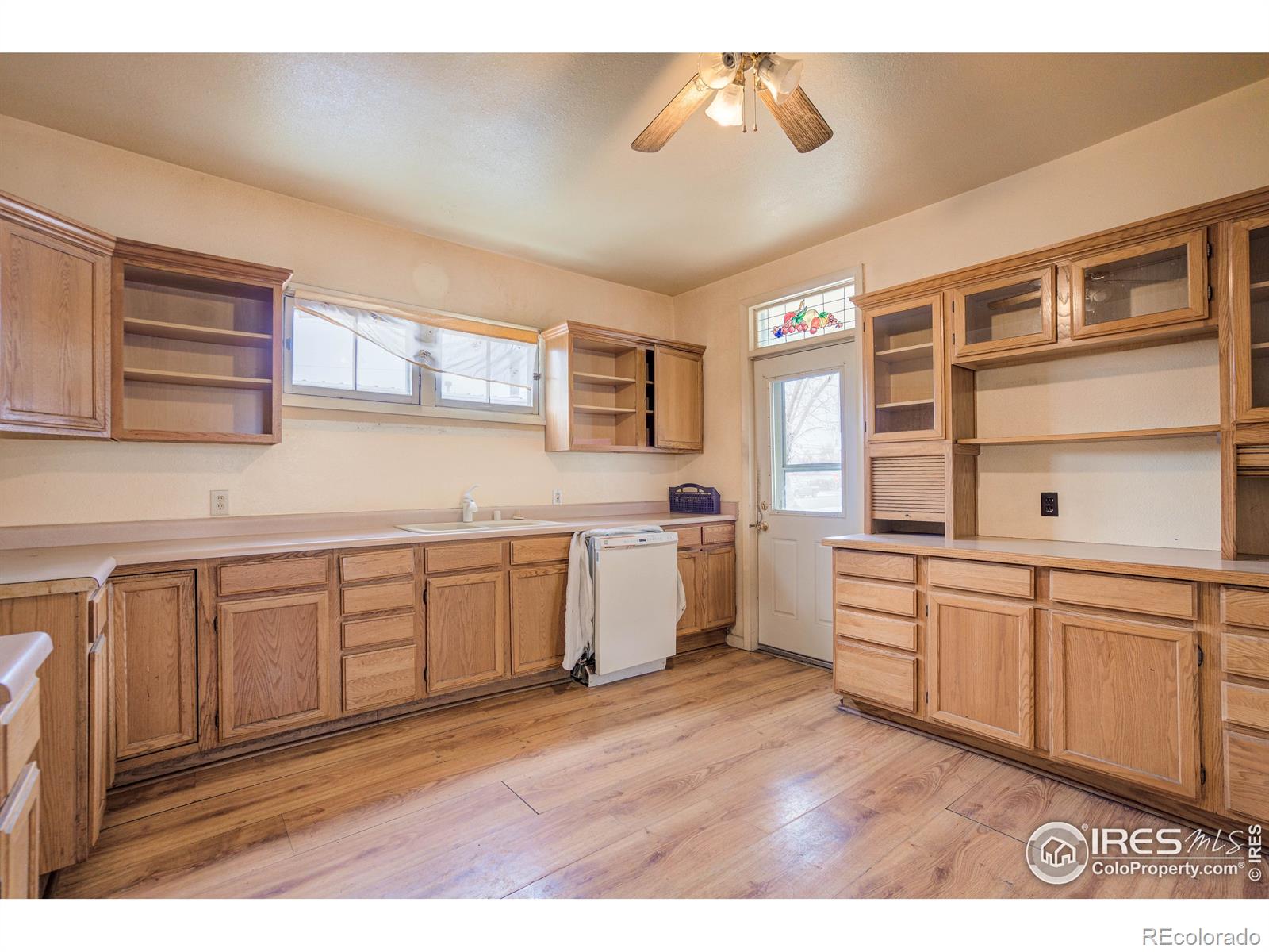 MLS Image #11 for 505  6th street,greeley, Colorado