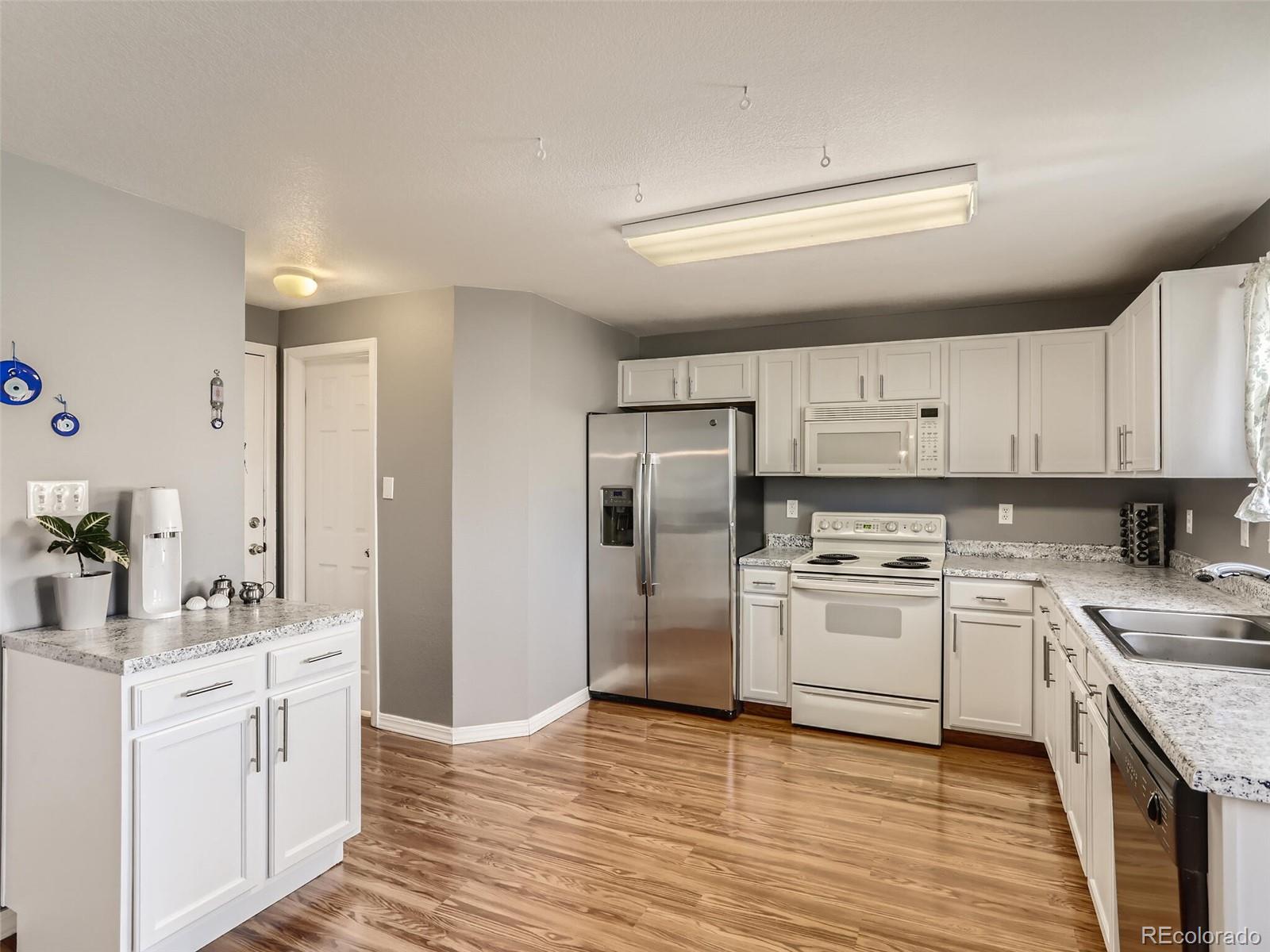 MLS Image #11 for 13572  bellaire street,thornton, Colorado