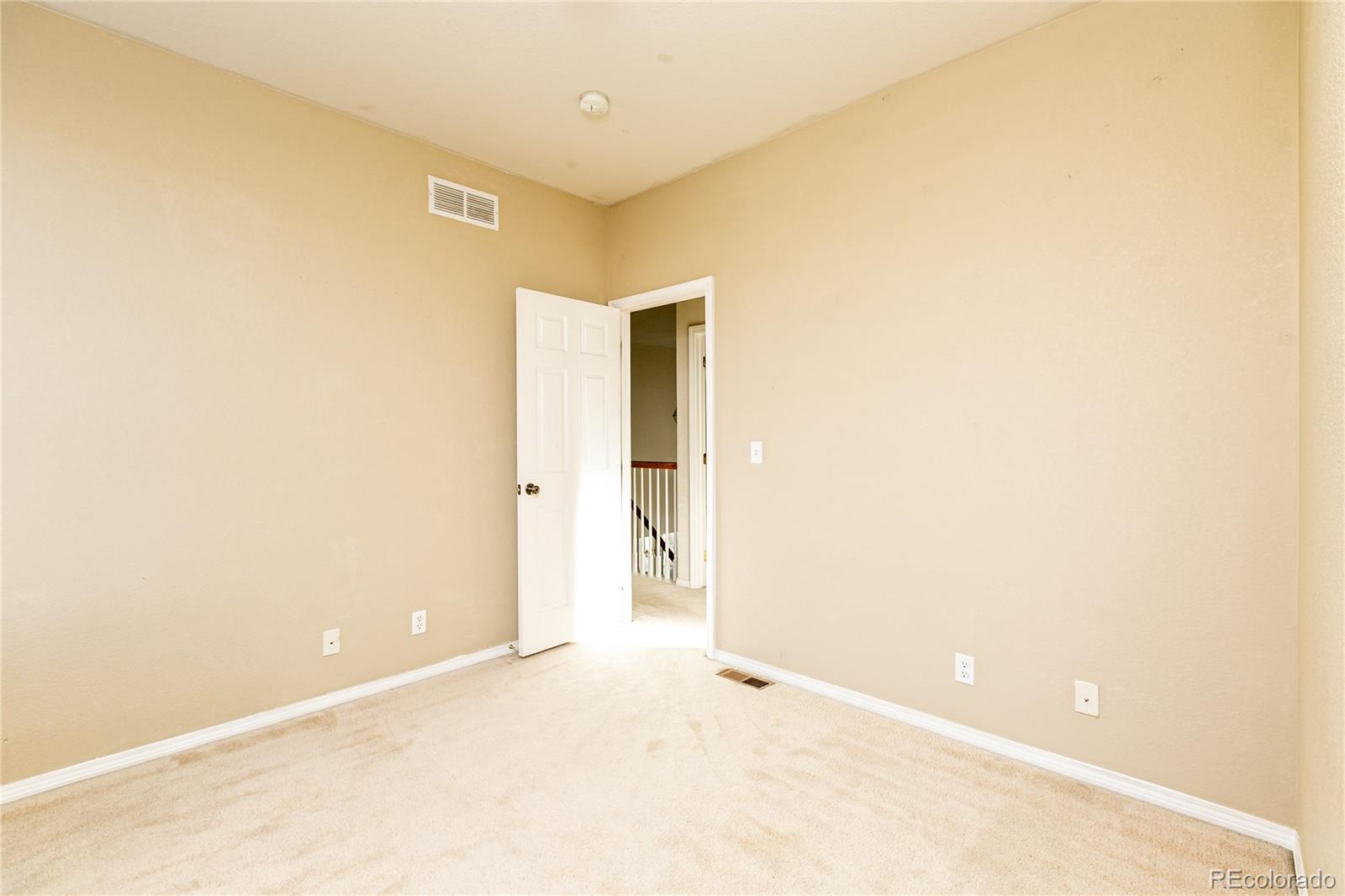 MLS Image #25 for 15556 e 7th avenue,aurora, Colorado