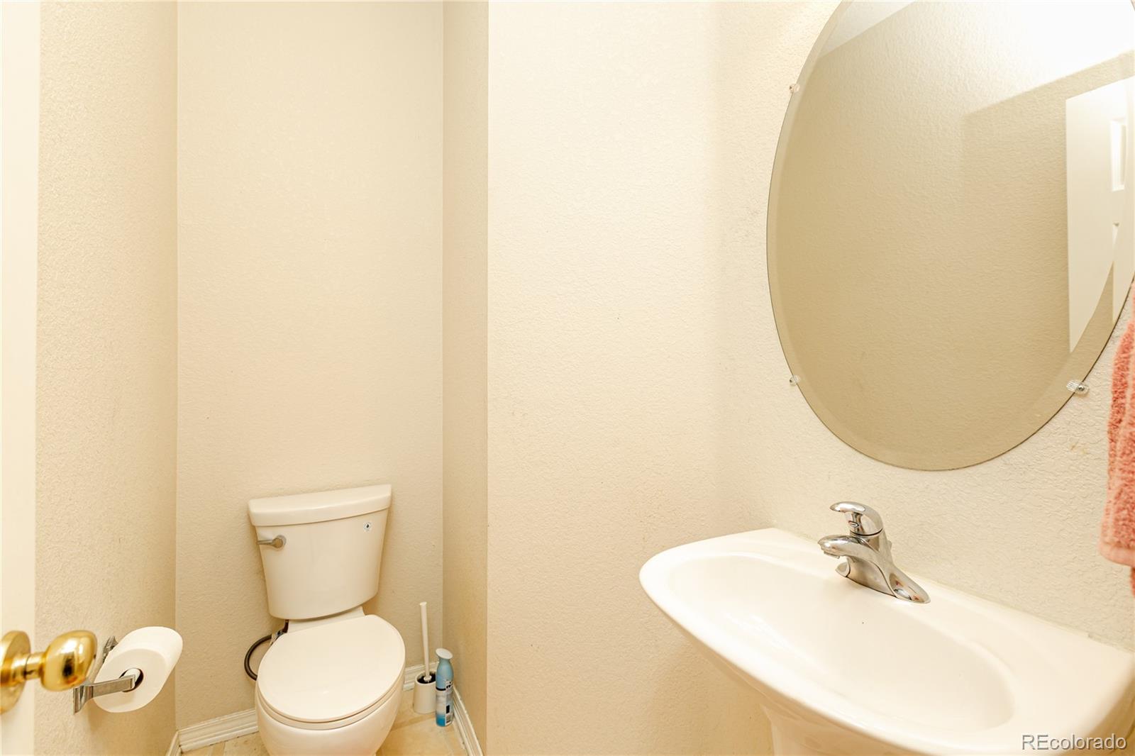 MLS Image #7 for 15556 e 7th avenue,aurora, Colorado