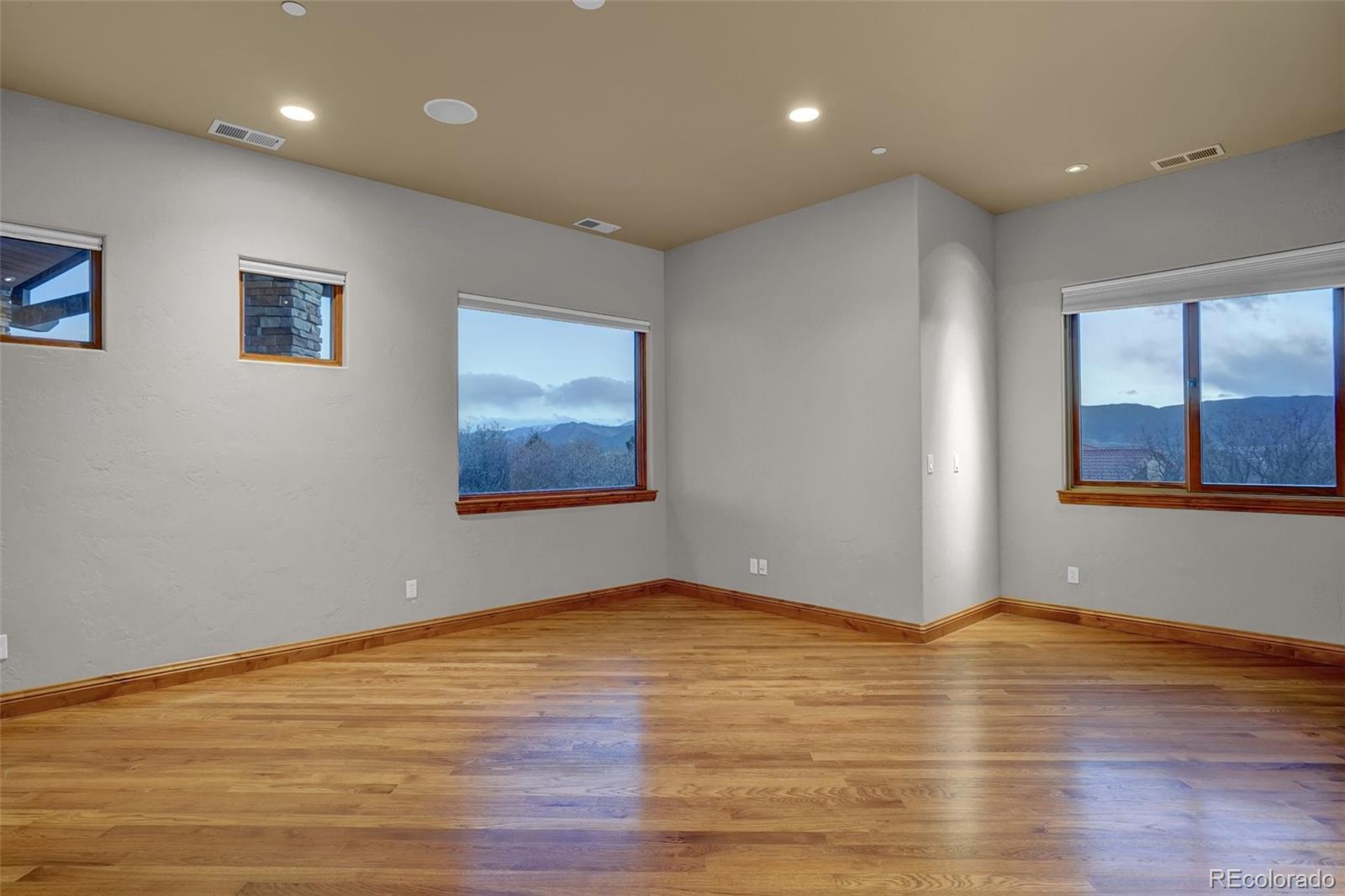 MLS Image #17 for 540  harness road,monument, Colorado