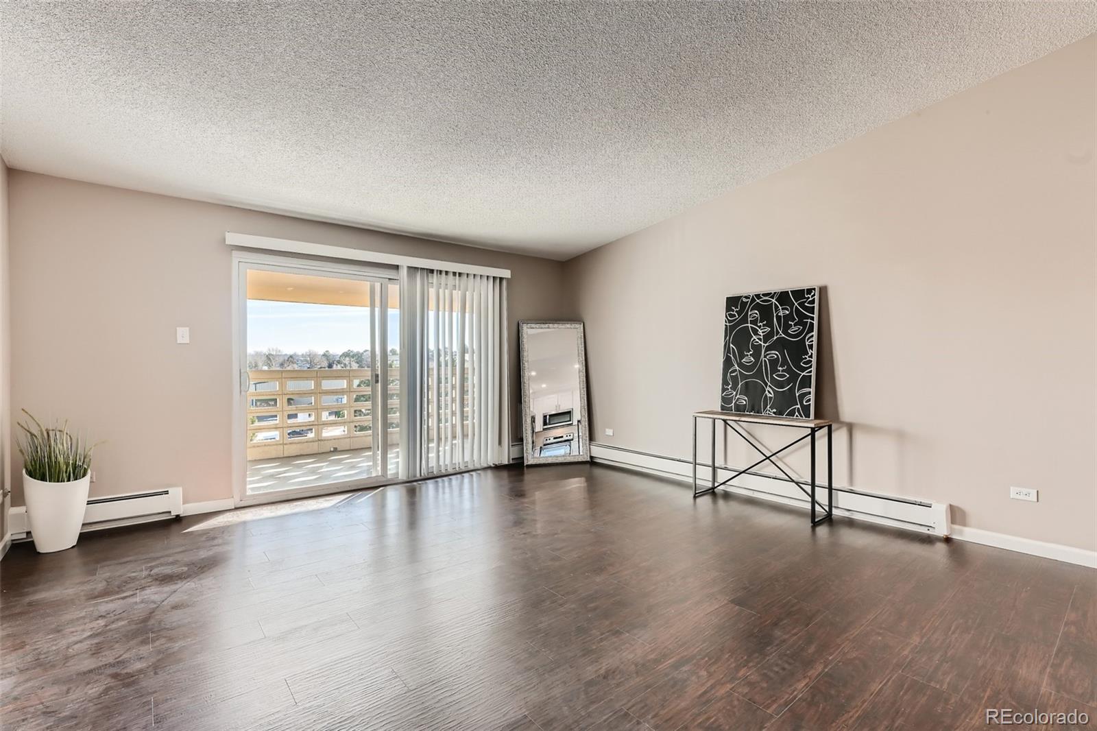 MLS Image #4 for 495 s dayton street,denver, Colorado