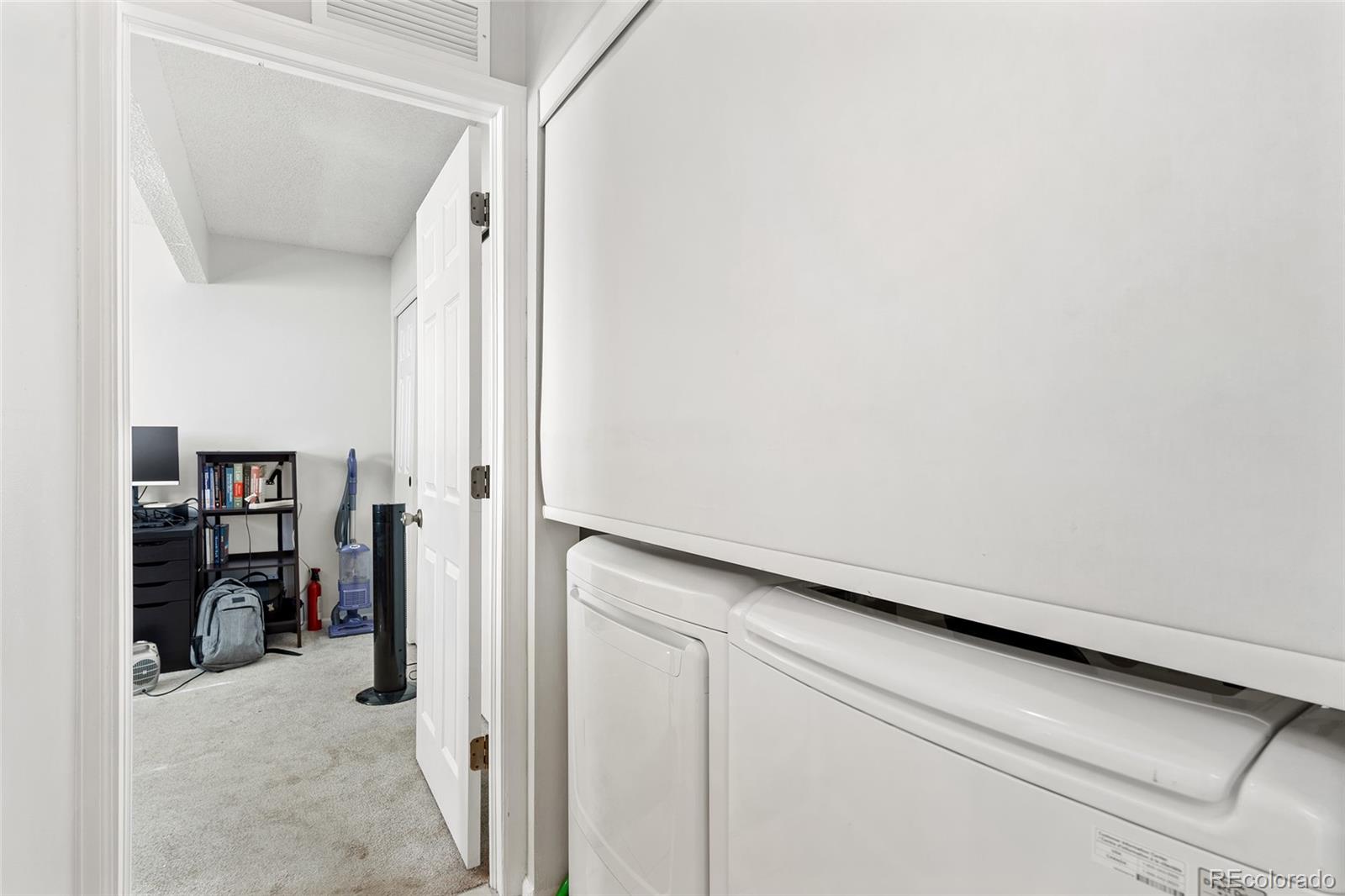 MLS Image #16 for 541 w crestline circle,littleton, Colorado