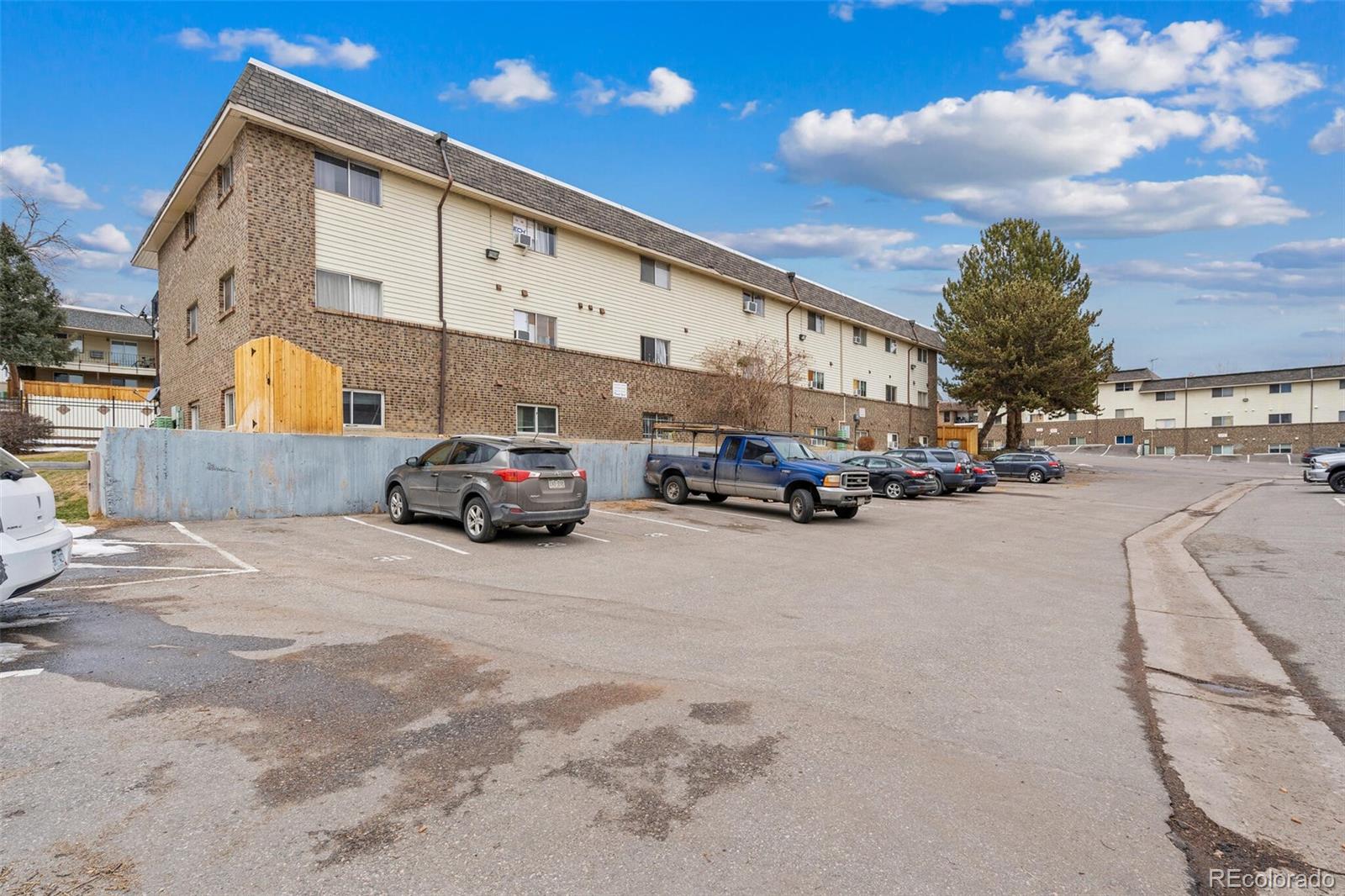 MLS Image #17 for 4653 s lowell boulevard,denver, Colorado