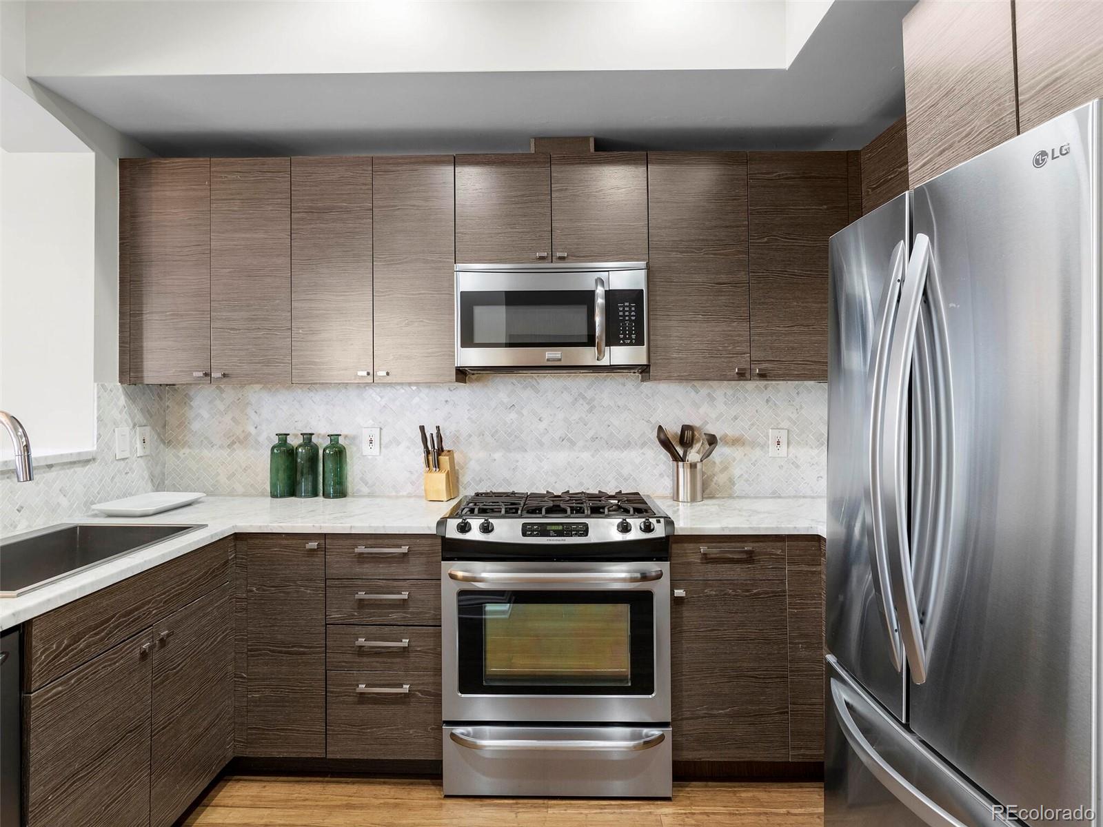 MLS Image #3 for 2500 e cherry creek south drive,denver, Colorado