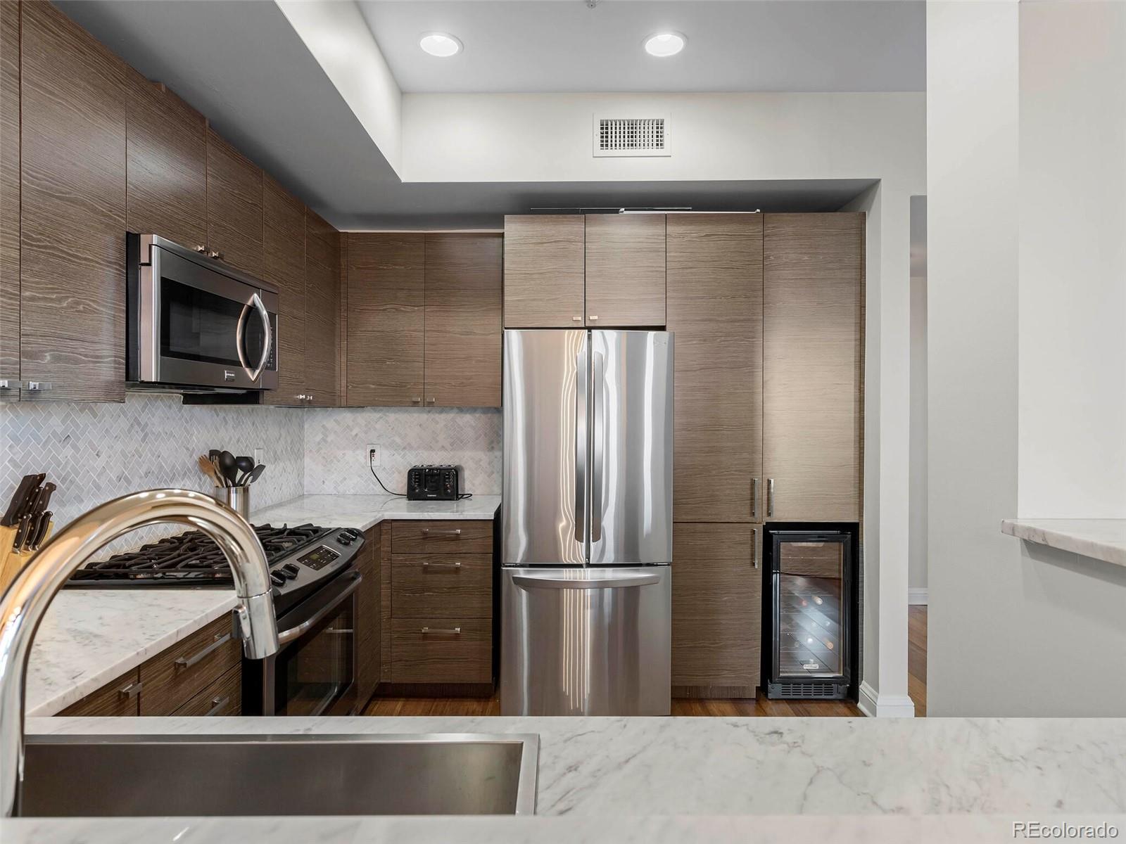 MLS Image #5 for 2500 e cherry creek south drive,denver, Colorado