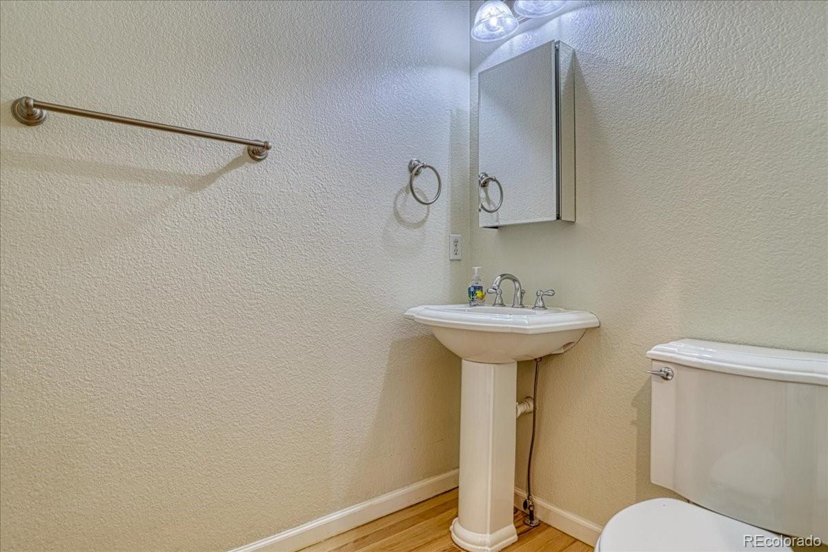 MLS Image #16 for 20586 e lake drive,centennial, Colorado