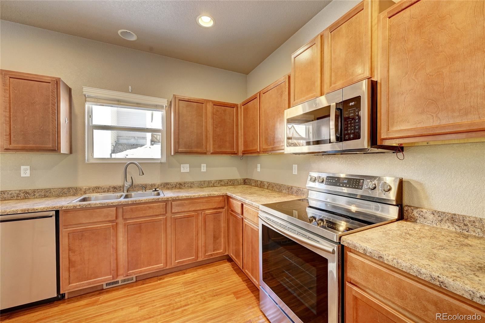 MLS Image #14 for 840  fire rock place,colorado springs, Colorado