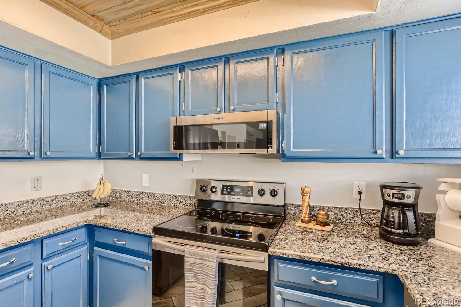MLS Image #10 for 2314 s troy street,aurora, Colorado