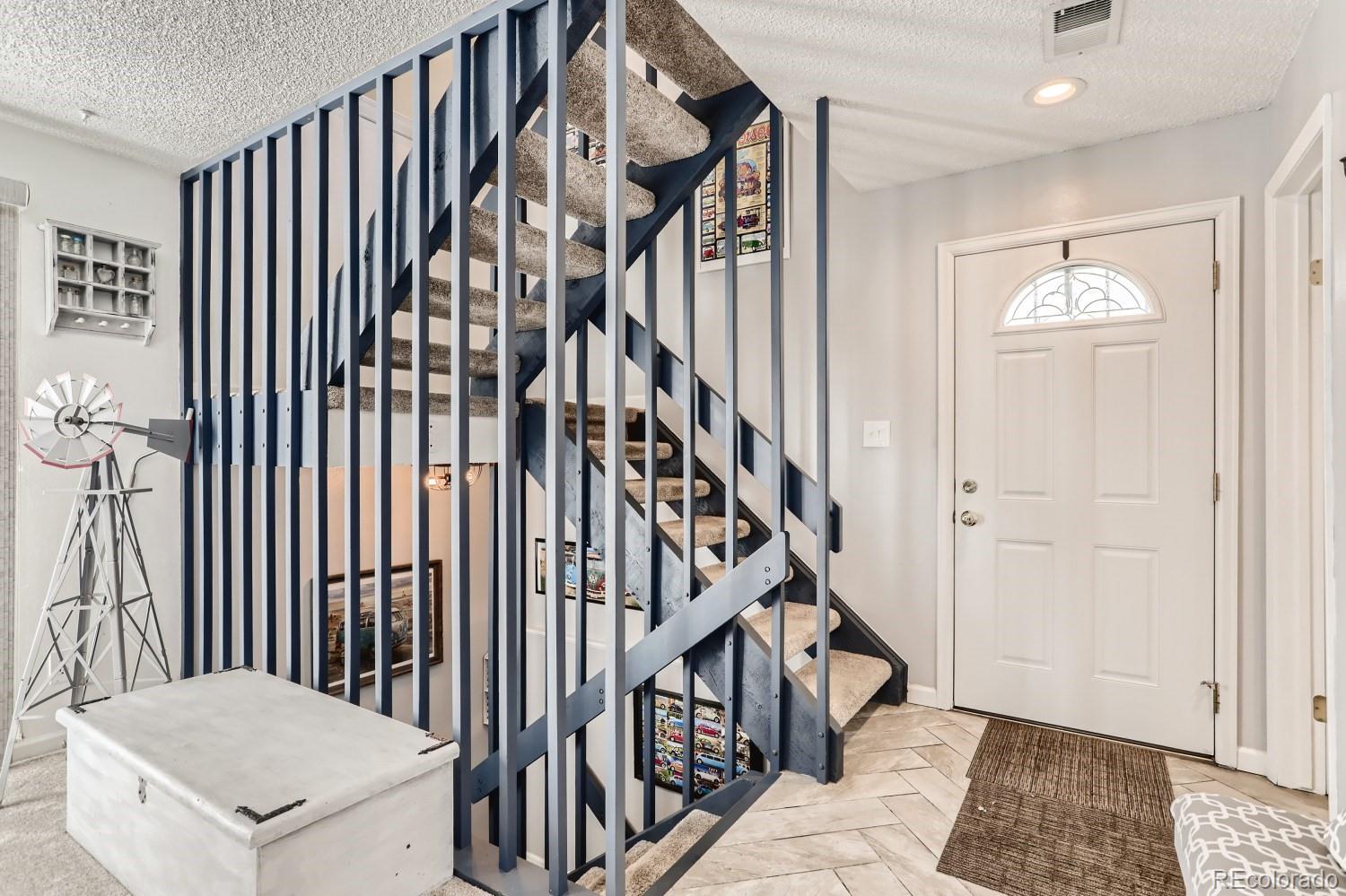 MLS Image #3 for 2314 s troy street,aurora, Colorado