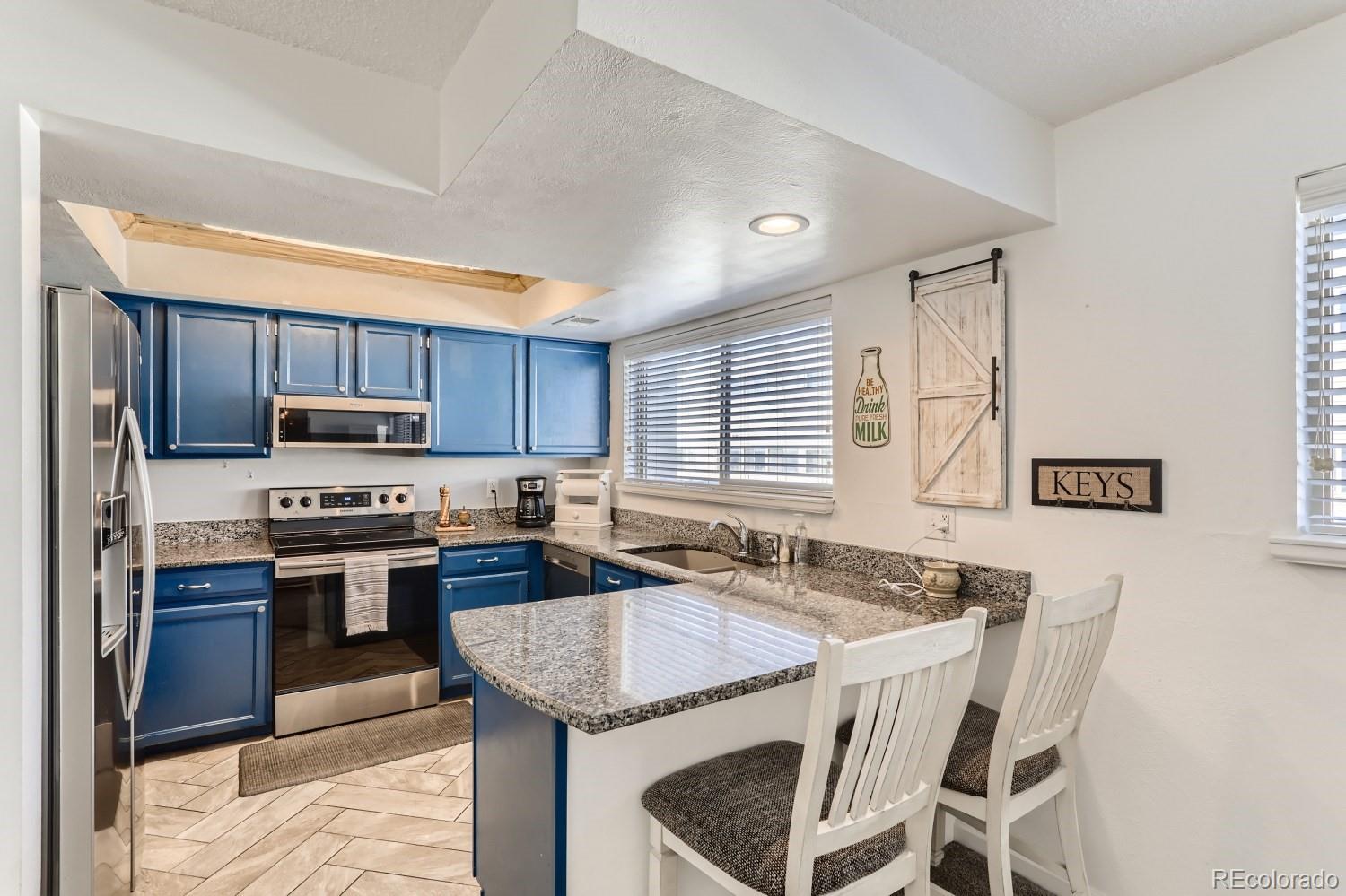 MLS Image #9 for 2314 s troy street,aurora, Colorado
