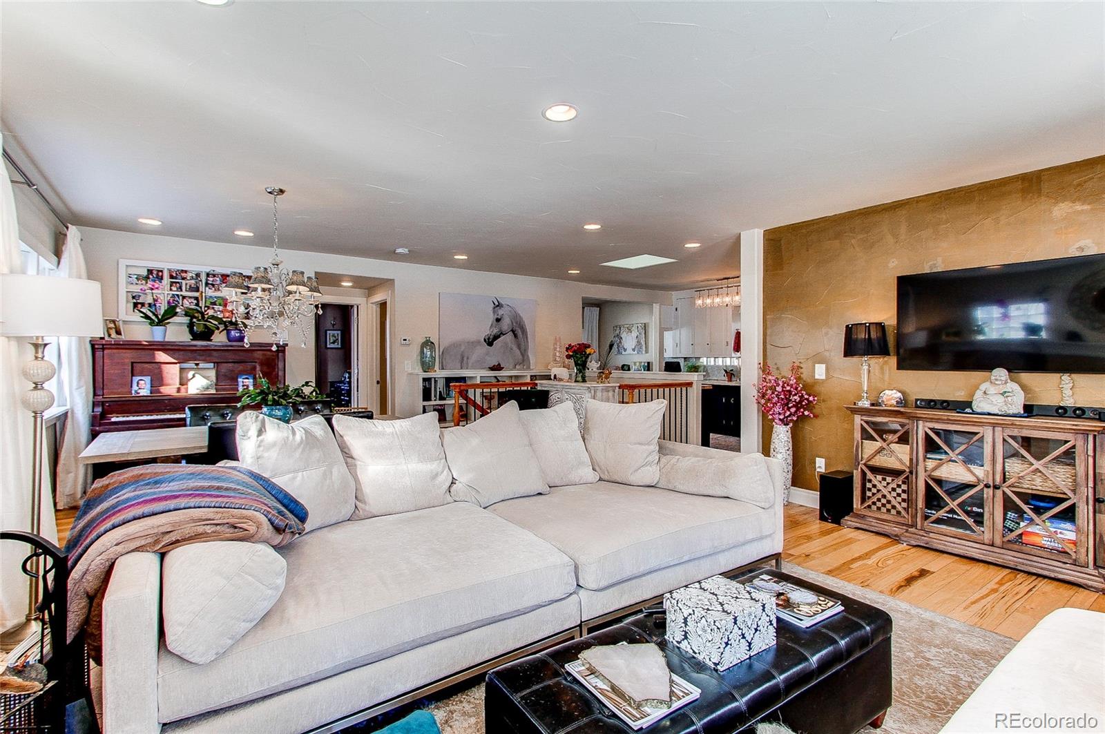 MLS Image #5 for 1777 s marion street,denver, Colorado
