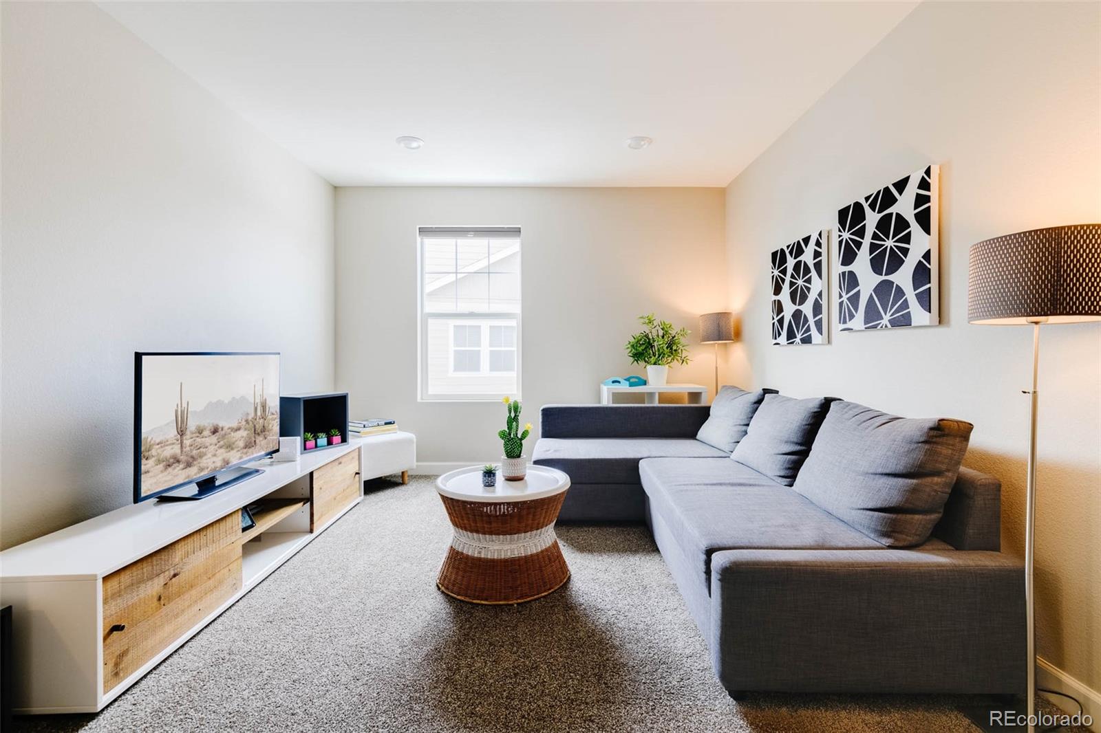 MLS Image #25 for 8998 e 59th place,denver, Colorado