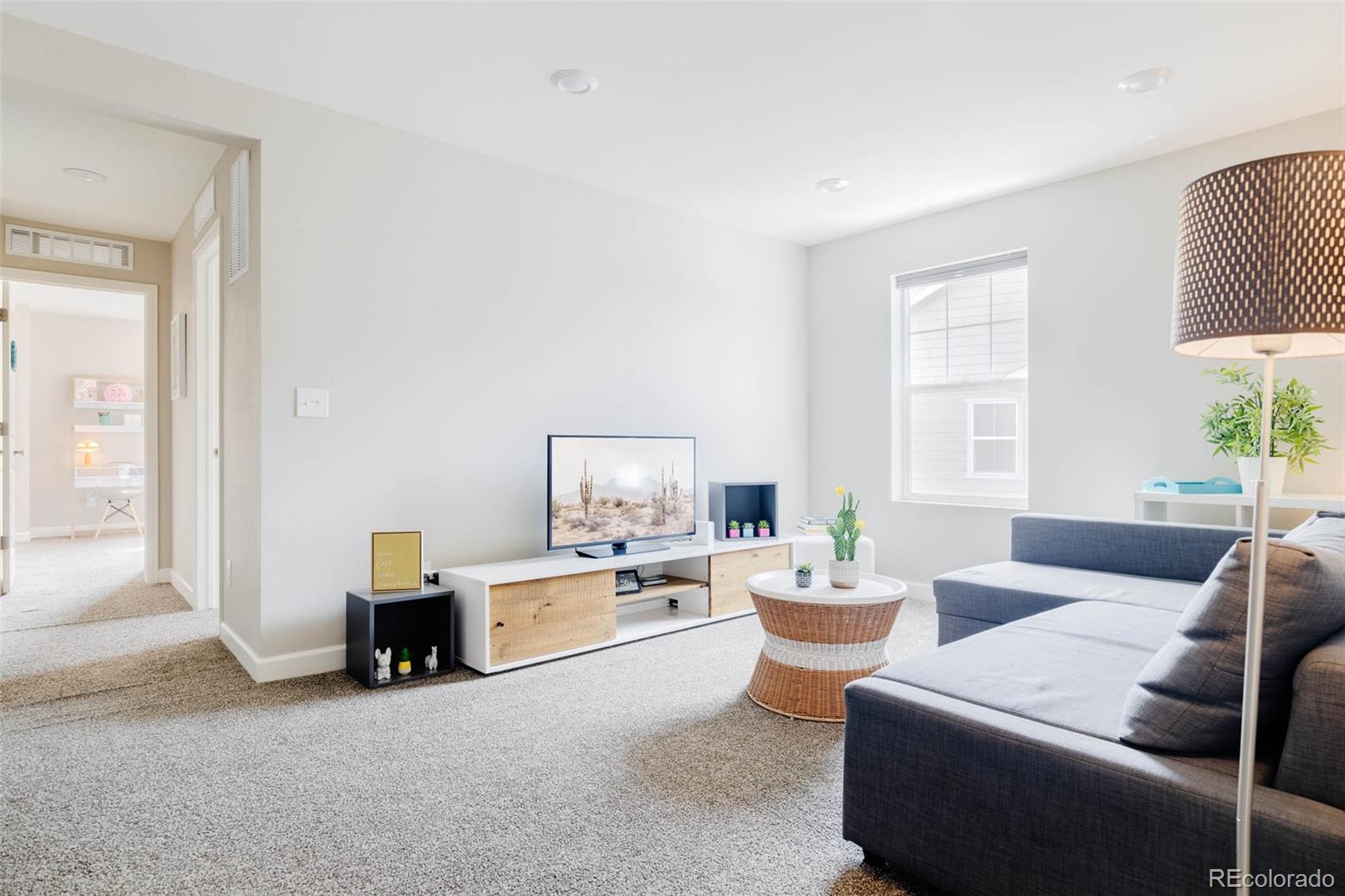 MLS Image #26 for 8998 e 59th place,denver, Colorado