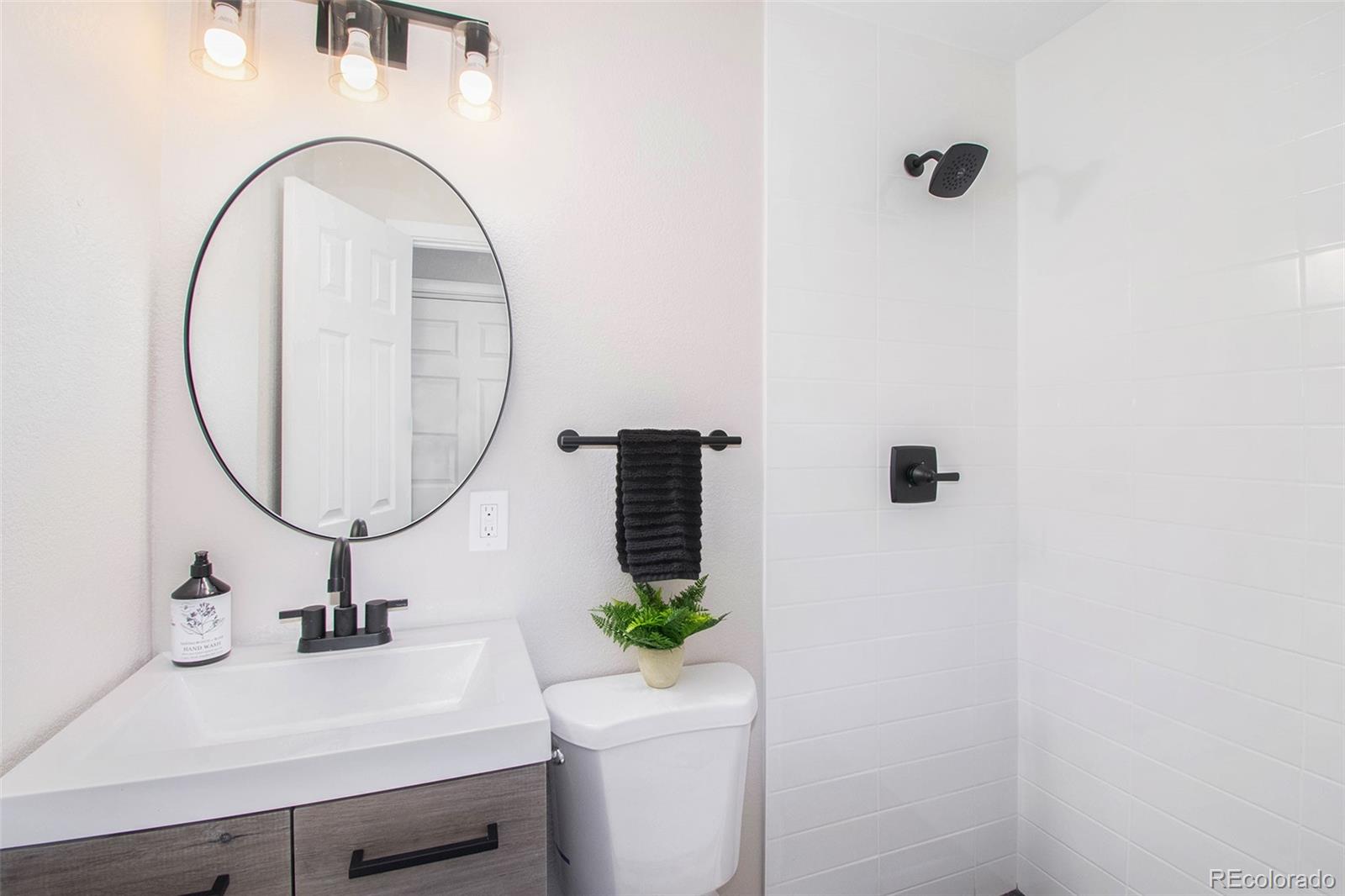 MLS Image #11 for 5343 s datura street,littleton, Colorado