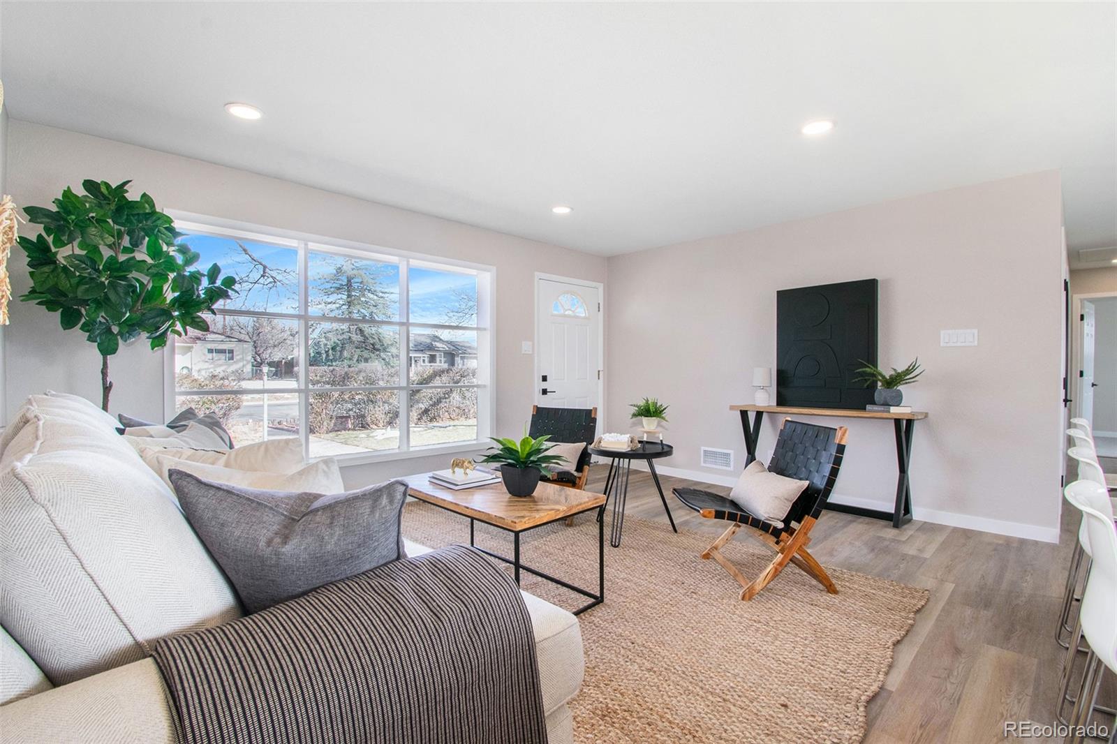 MLS Image #3 for 5343 s datura street,littleton, Colorado