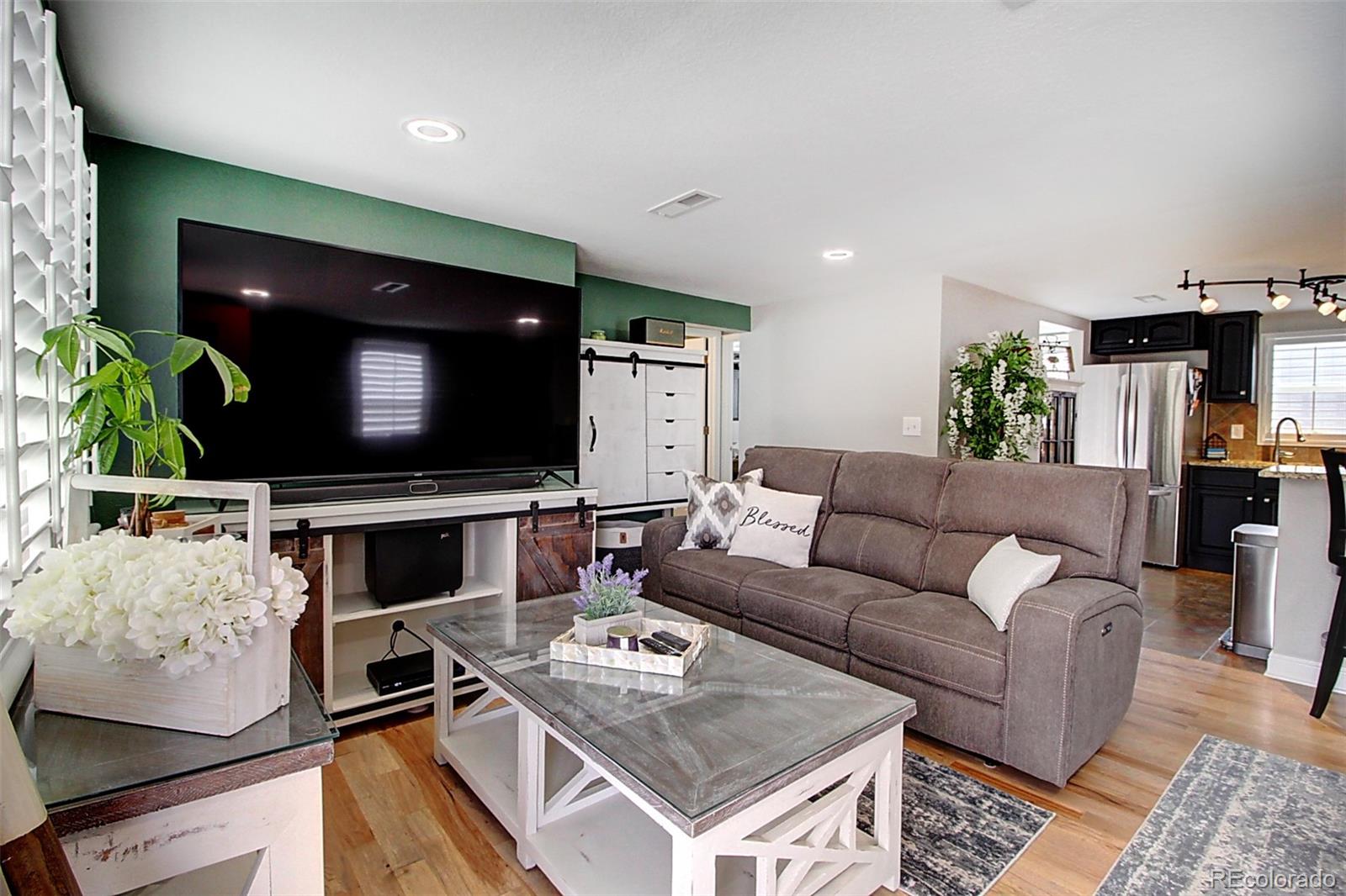 MLS Image #2 for 5357 s louthan street,littleton, Colorado