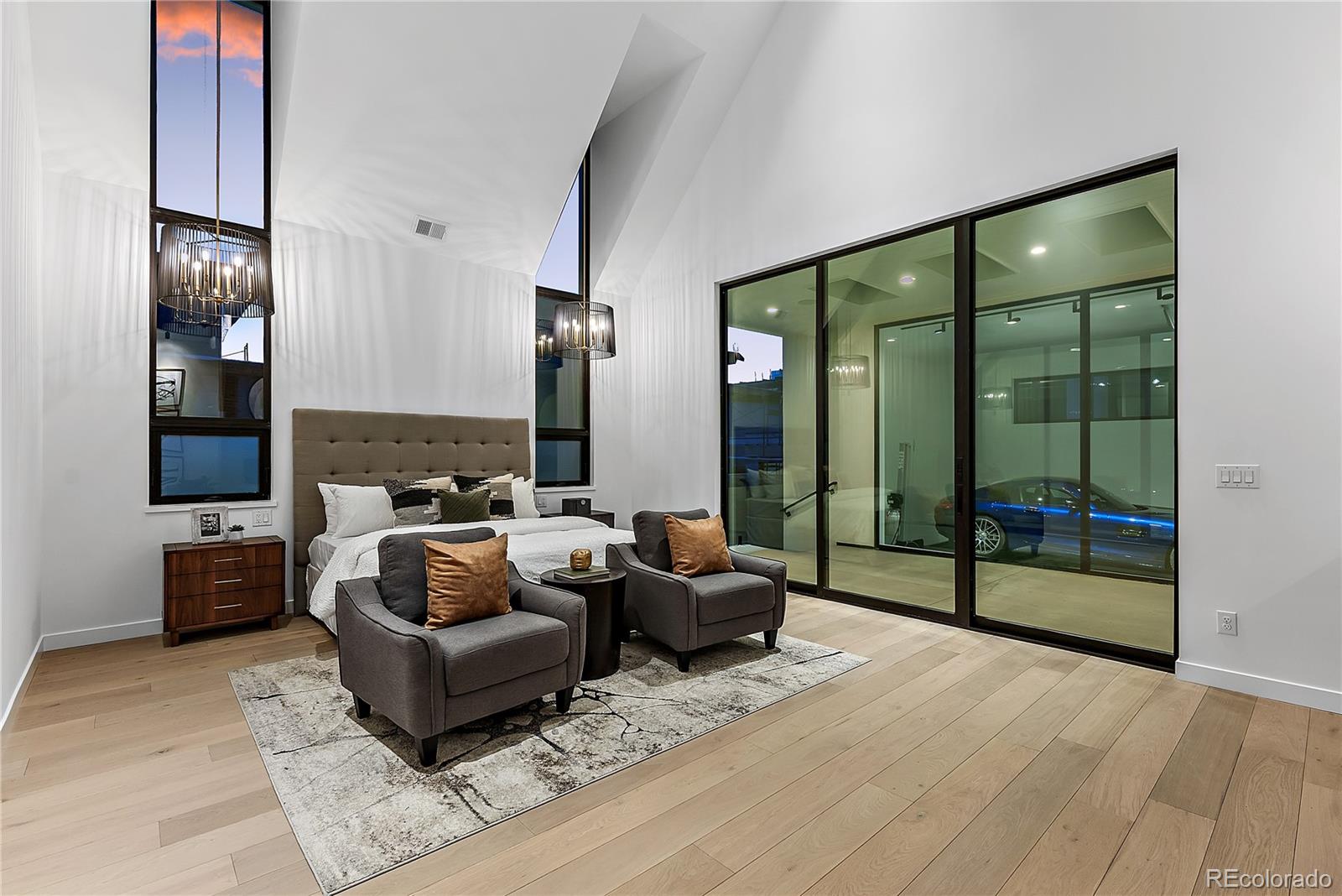 MLS Image #3 for 2821 e cedar lane,denver, Colorado