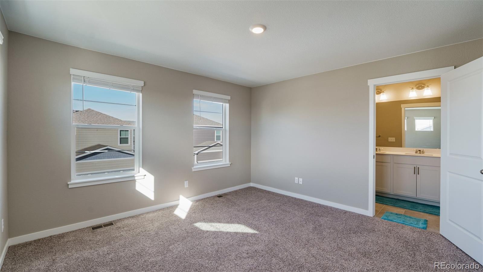MLS Image #12 for 21801 e 7th avenue,aurora, Colorado