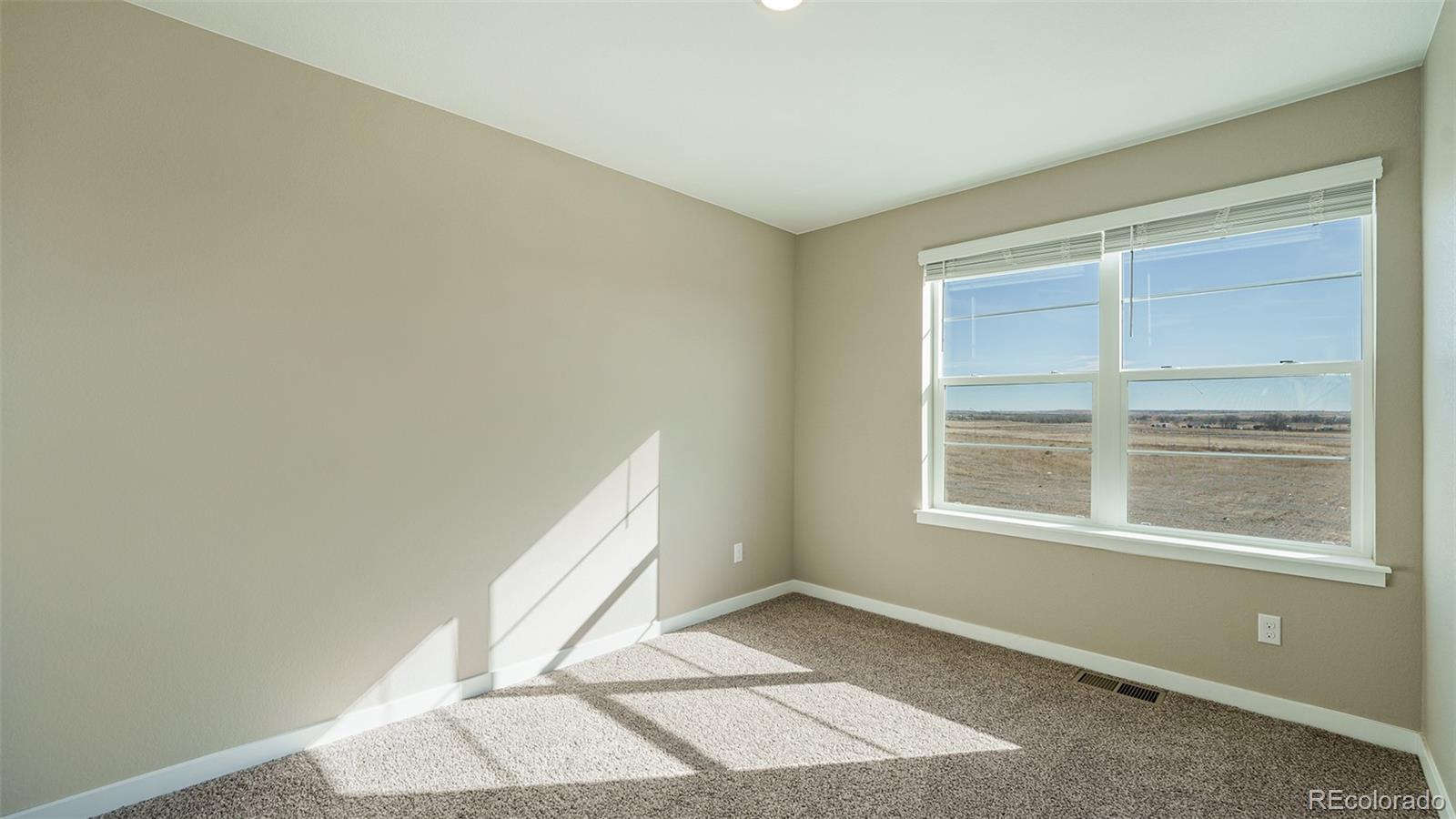 MLS Image #17 for 21801 e 7th avenue,aurora, Colorado