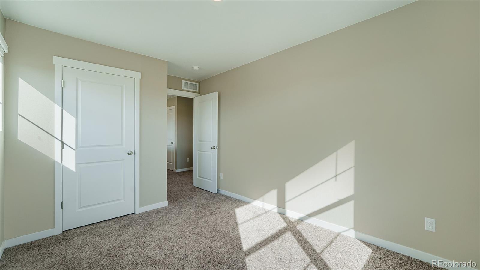 MLS Image #18 for 21801 e 7th avenue,aurora, Colorado