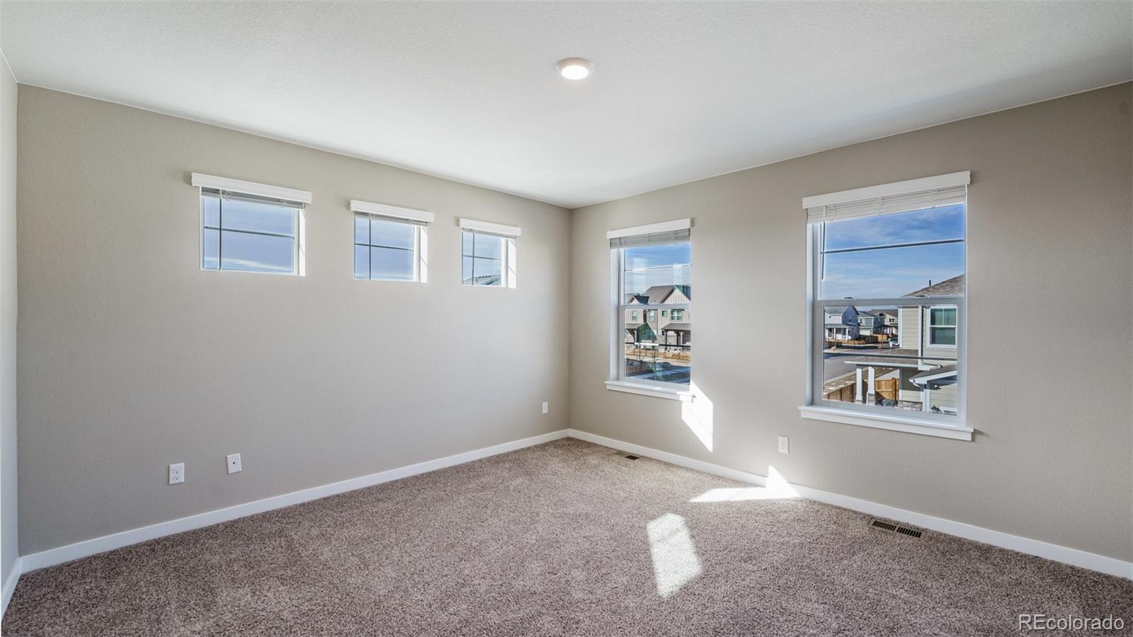 MLS Image #23 for 21801 e 7th avenue,aurora, Colorado