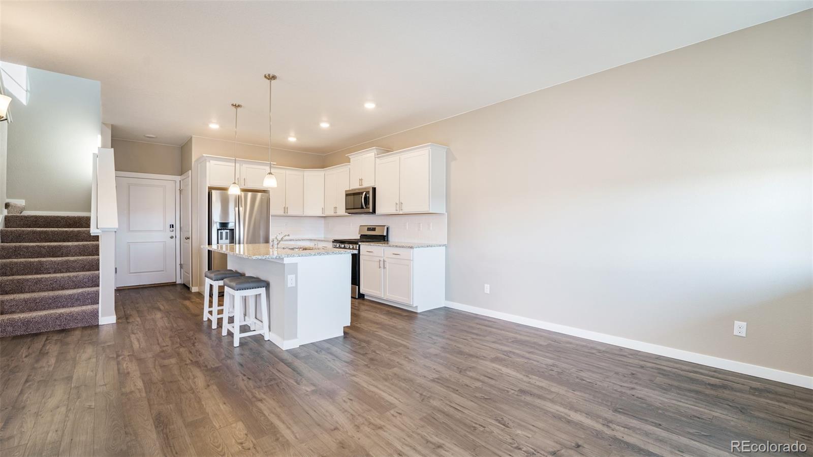 MLS Image #5 for 21801 e 7th avenue,aurora, Colorado